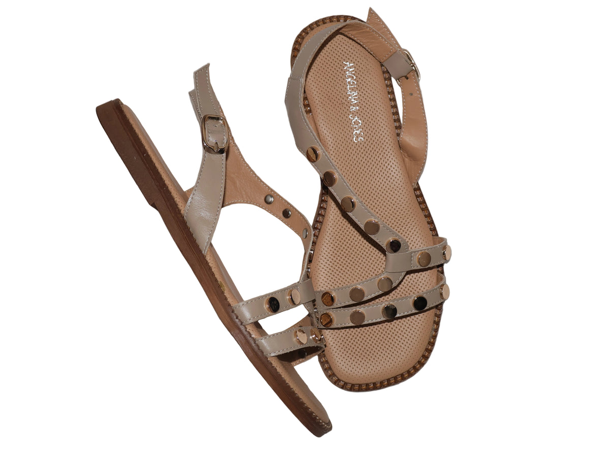 Sandale din piele naturală – Nude cu accesorii aurii