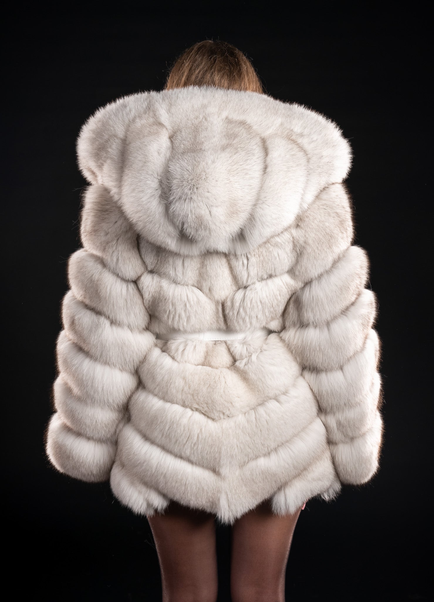 HAINA DIN BLANA NATURALA DE VULPE POLARA CU GLUGA AMPLA, POLAR 007