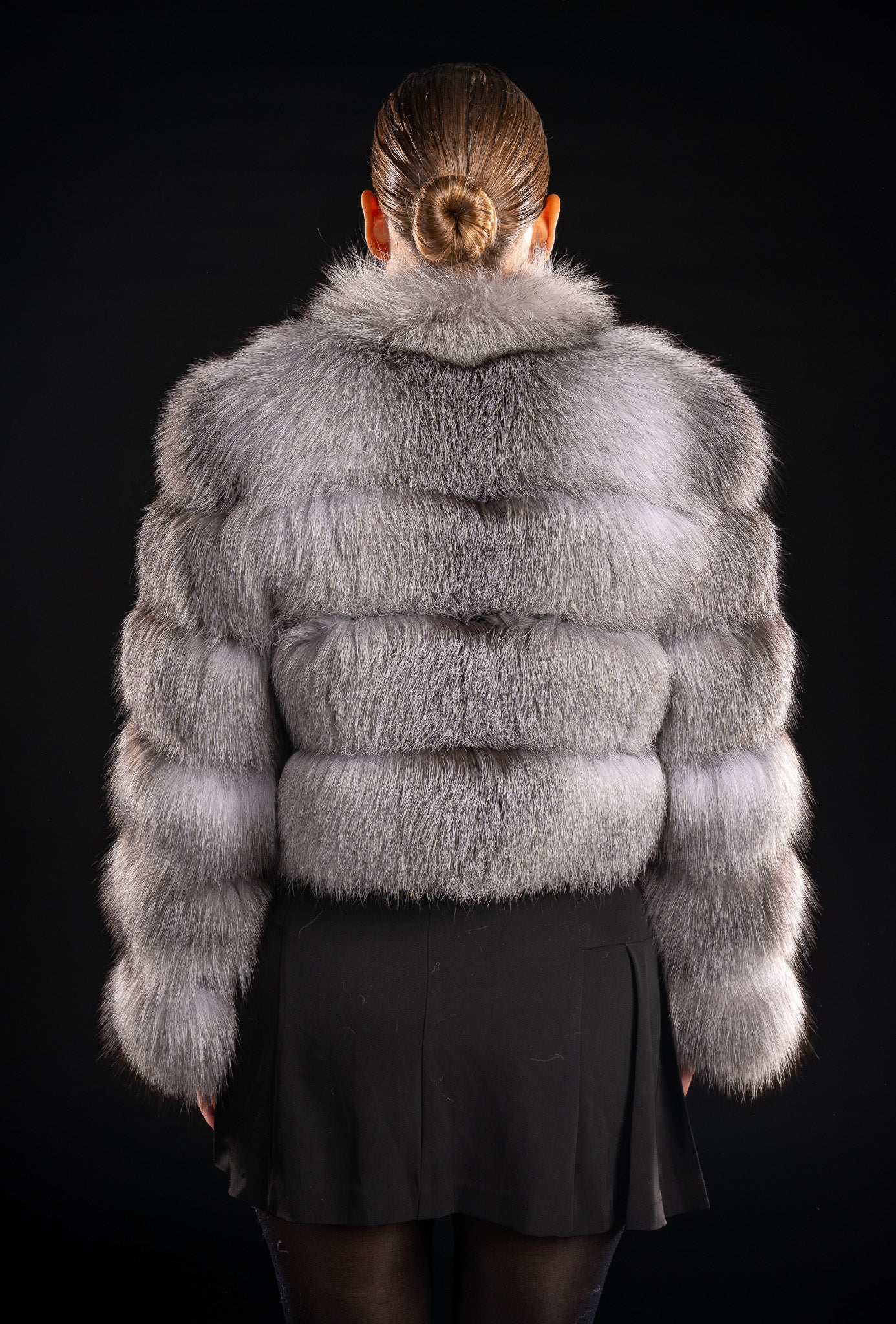 HAINA DIN BLANA NATURALA DE VULPE ARGINTIE CU GULER TUNICA, FROST 011