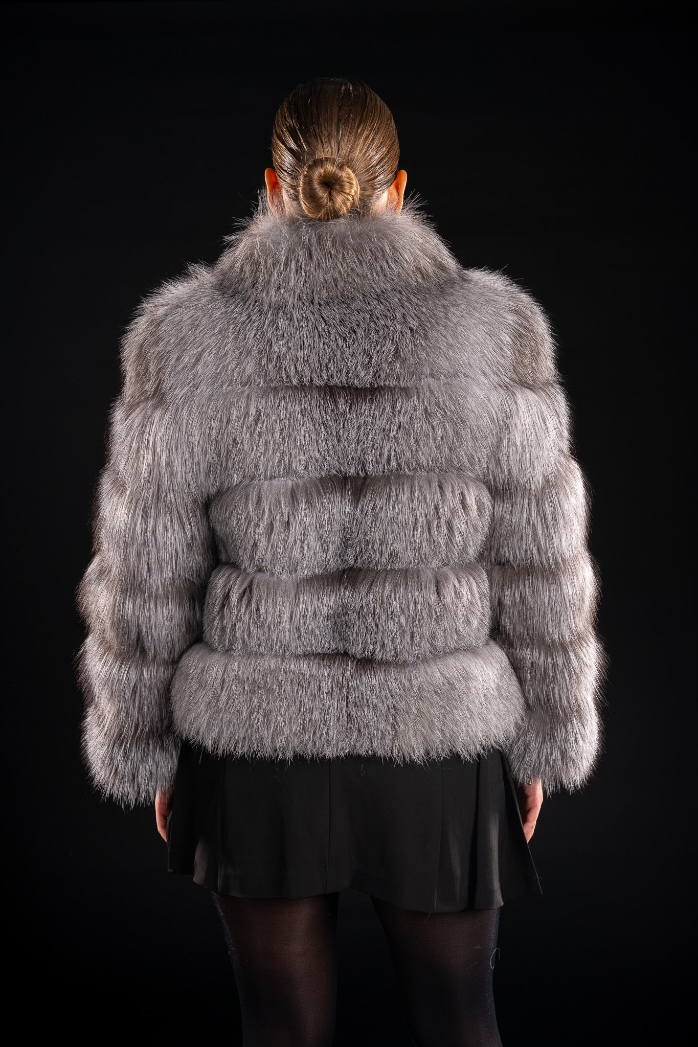 HAINA DIN B LANA NATURALA DE VULPE ARGINTIE CU GULER TUNICA, FROST 013