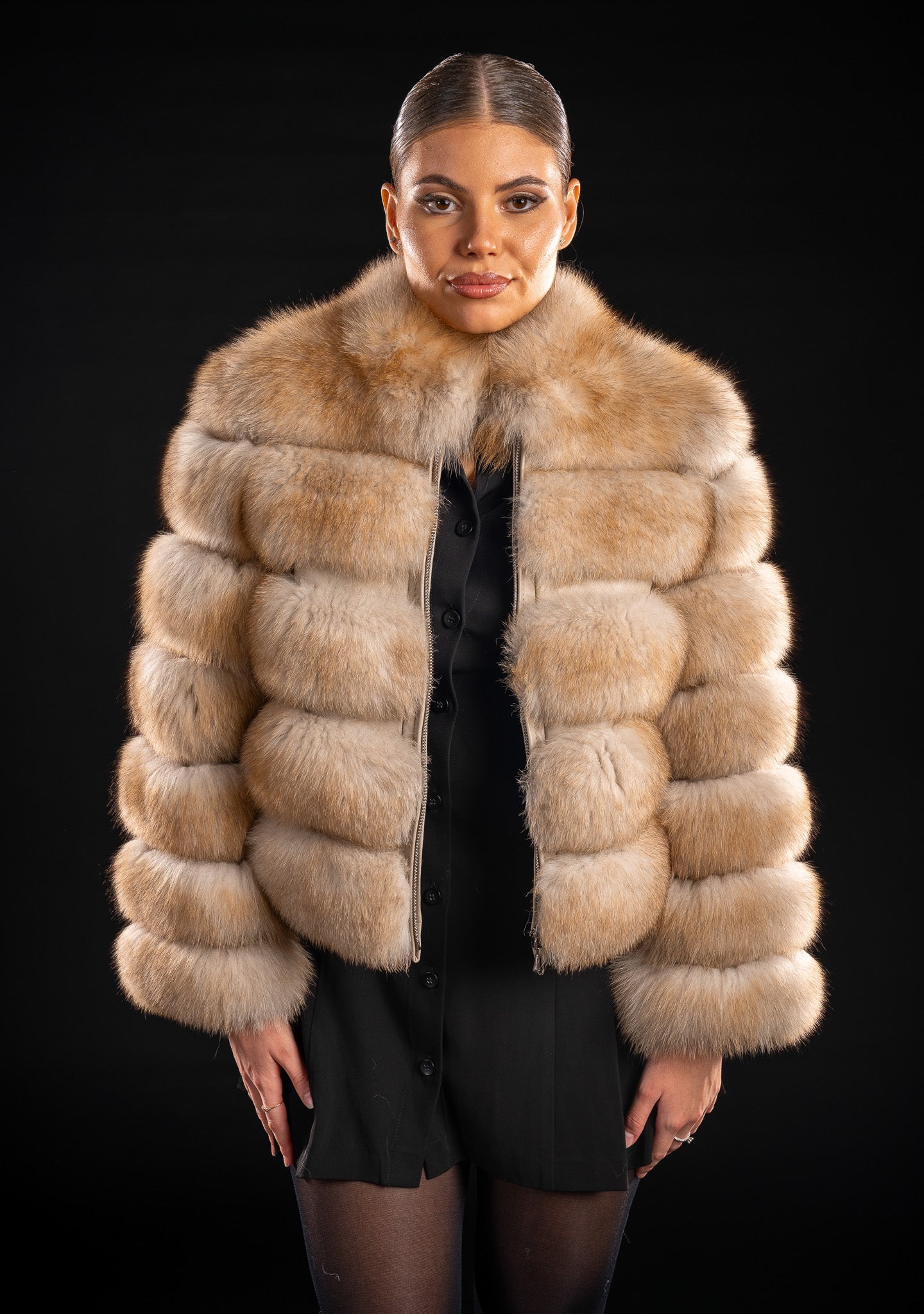 HAINA DIN BLANA NATURALA DE VULPE POLARA CU GULER TUNICA, LIGHTSABLE 015