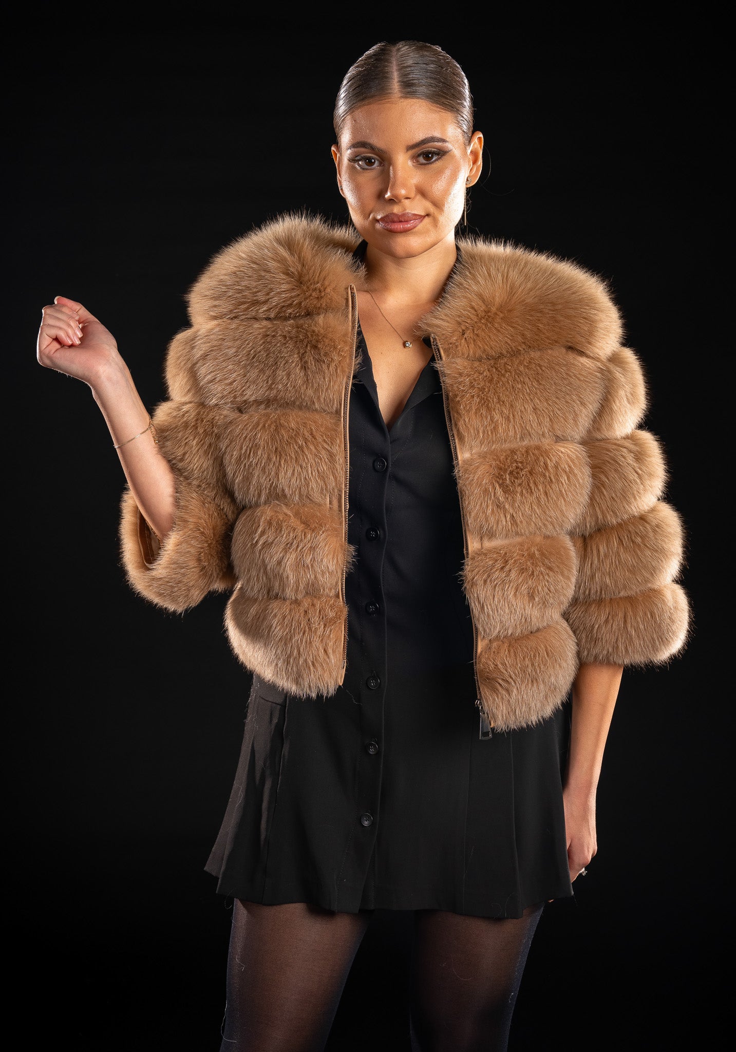 HAINA DIN BLANA NATURALA DE VULPE POLARA, MANECA 3/4, POLAR 017