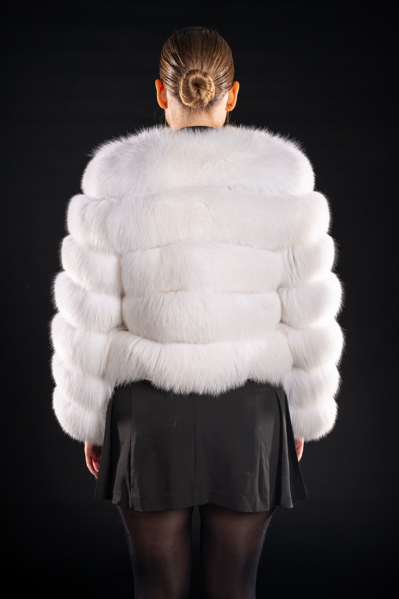 HAINA DIN BLANA NATURALA DE VULPE POLARA MANECI 3/4, POLAR 023