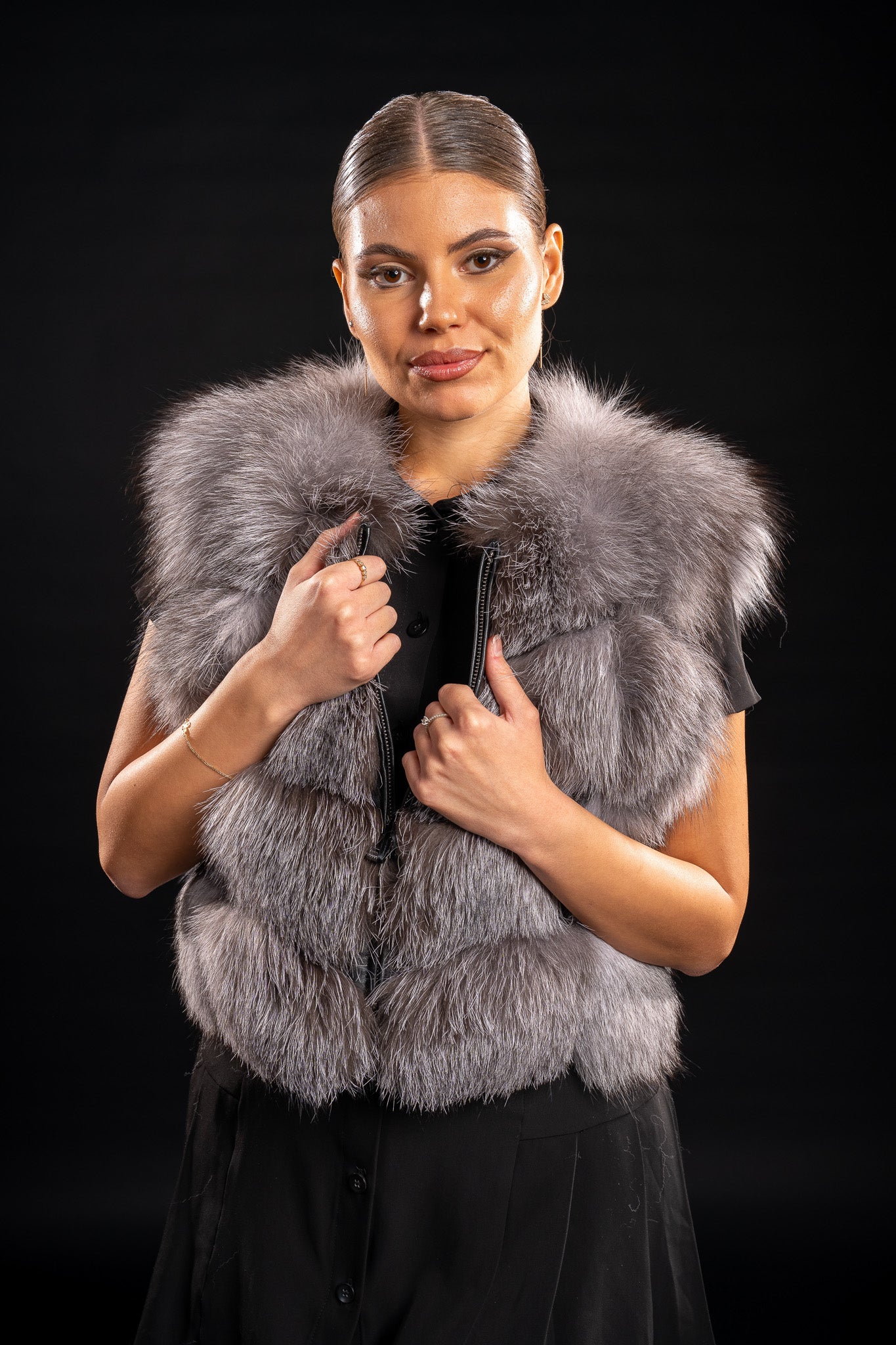 HAINA DIN BLANA NATURALA DE VULPE ARGINTIE MANECA 3/4, FROST 025