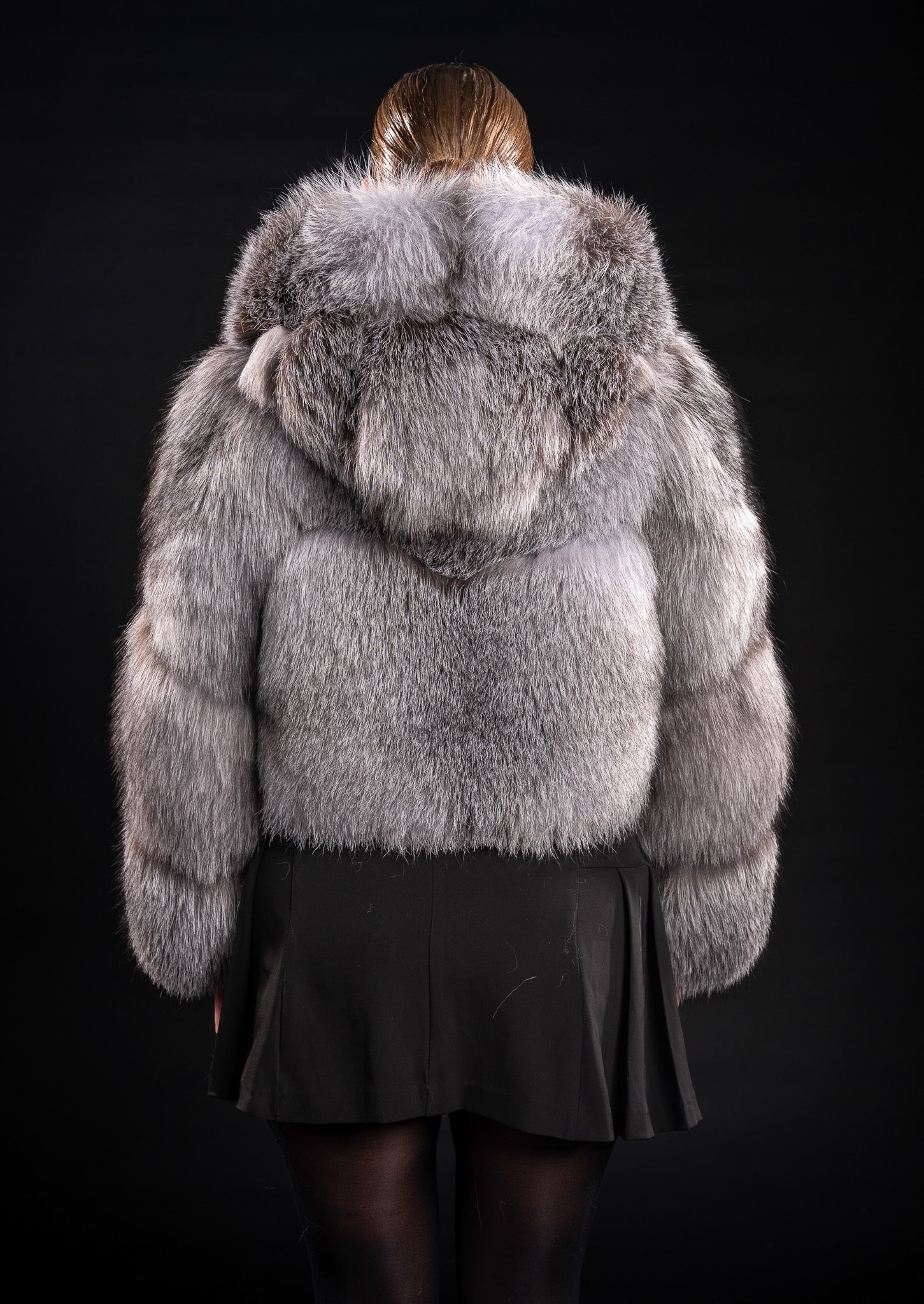 HAINA DIN BLANA NATURALA DE VULPE ARGINTIE CU GLUGA, FROST 004