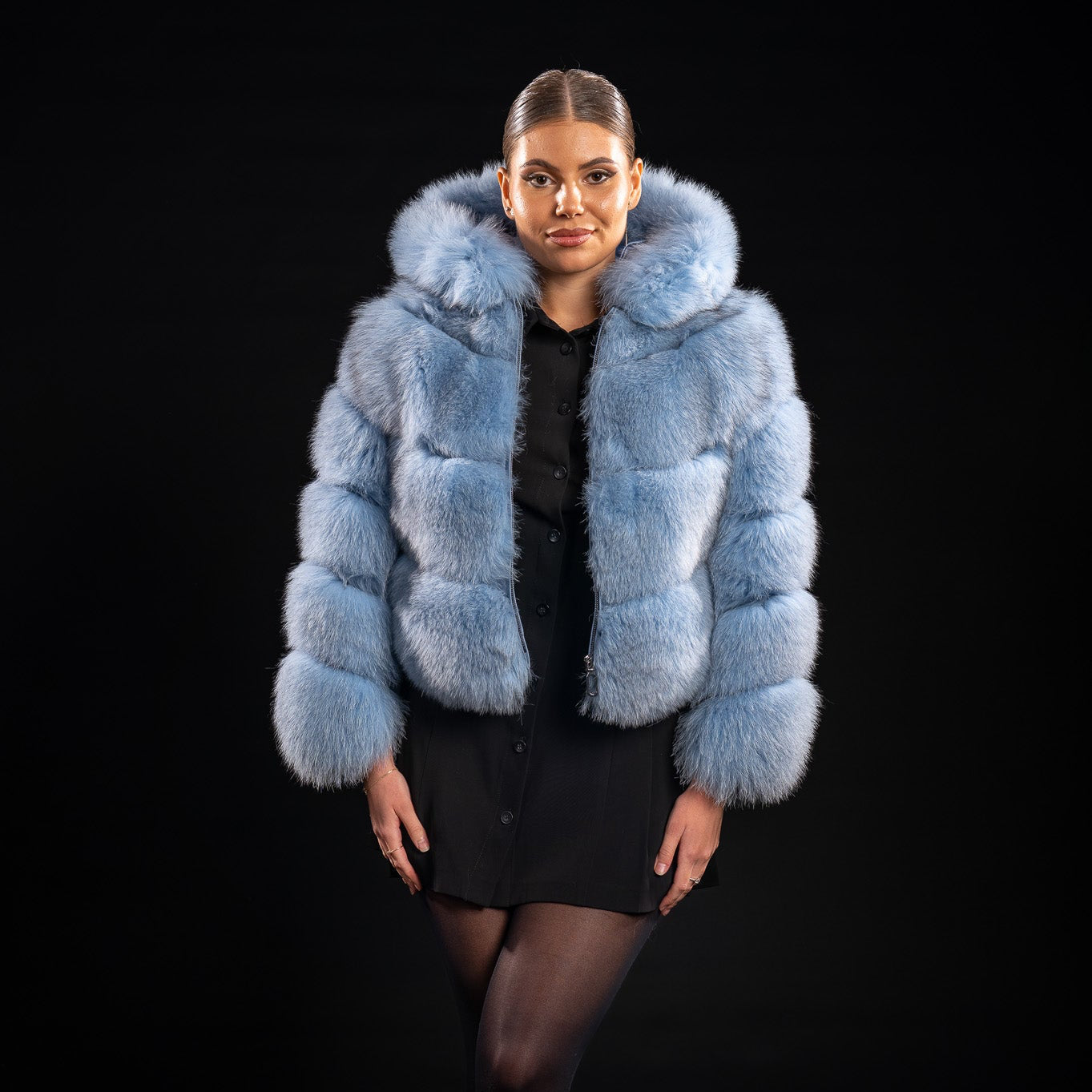 HAINA DIN BLANA NATURALA DE VULPE POLARA CU GLUGA, BABY BLUE 003