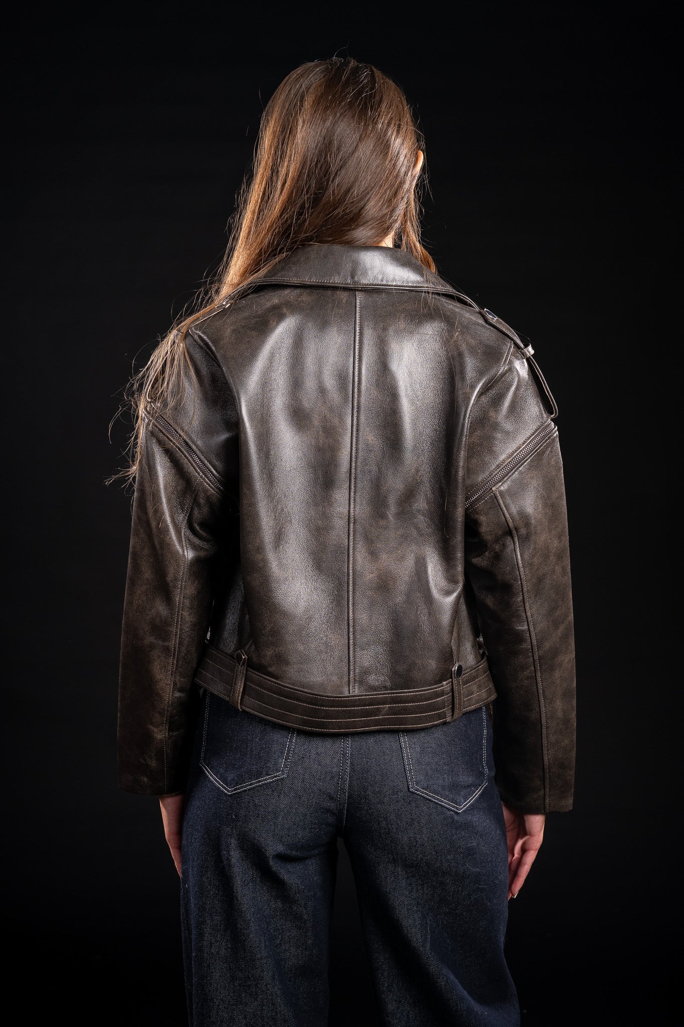 JACHETA DIN PIELE NATURALA, MANECI DETASABILE, MODEL OVERSIZED 203