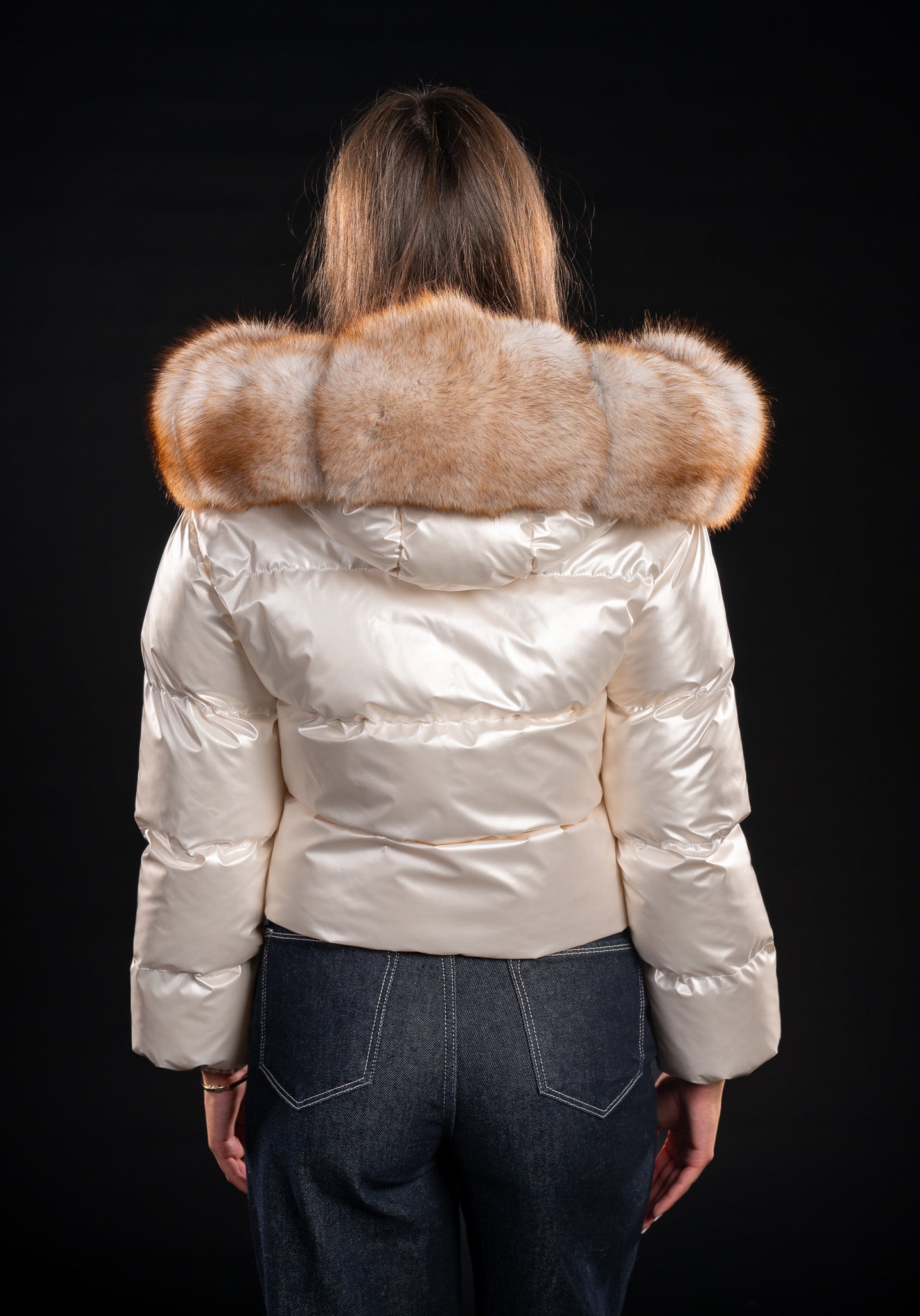 GEACA SCURTA CU GLUGA DIN BLANA NATURALA DE VULPE 103