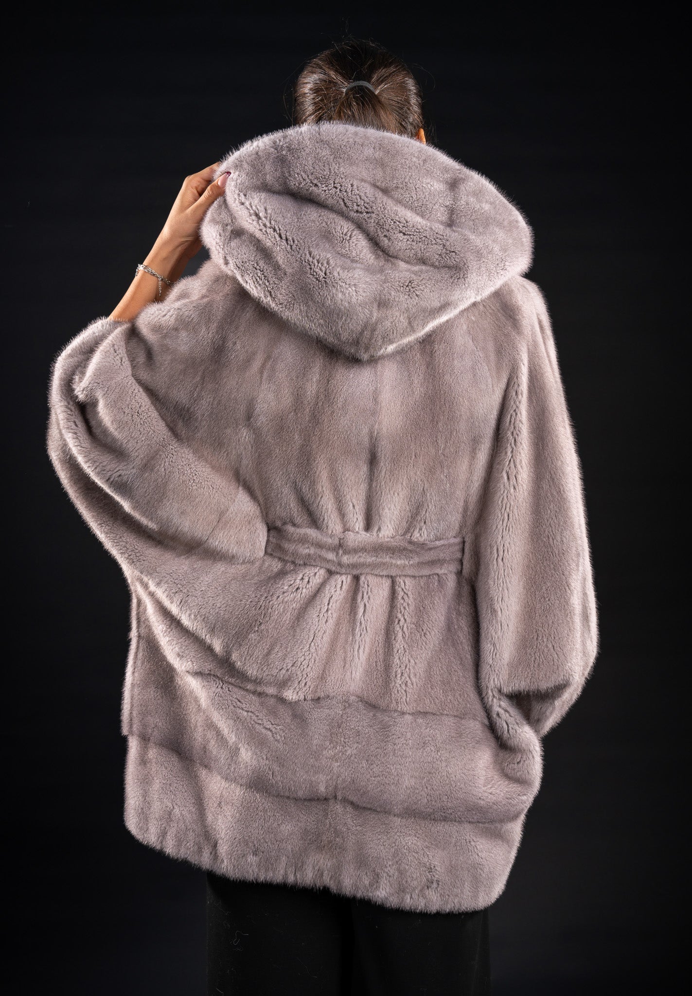 HAINA DIN BLANA NATURALA DE VIZON GRAFITTI FLUTURE