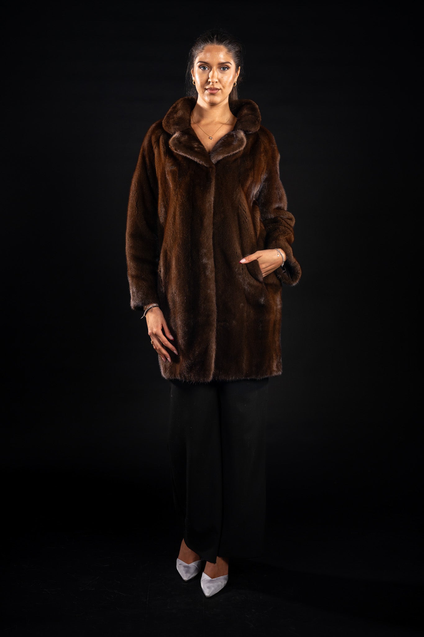 HAINA DIN BLANA NATURALA DE VIZON DEMI BUFF