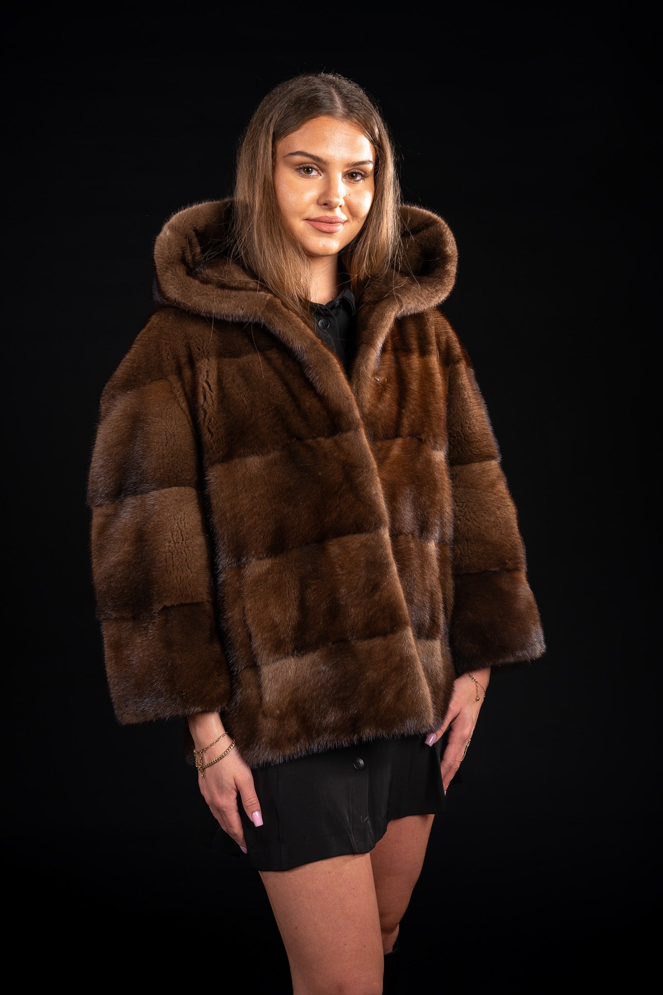 HAINA DIN BLANA NATURALA DE VION DEMI BUFF CU GLUGA