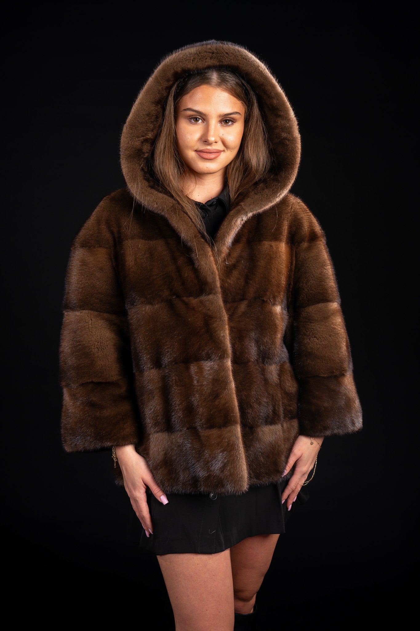 HAINA DIN BLANA NATURALA DE VION DEMI BUFF CU GLUGA