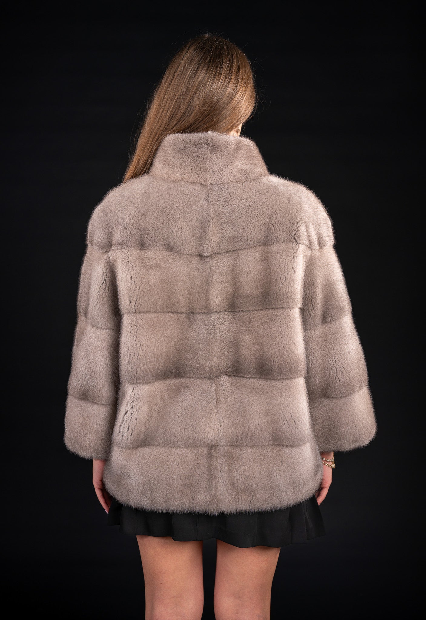 HAINA DIN BLANA NATURALA DE VIZON GRAFFITI