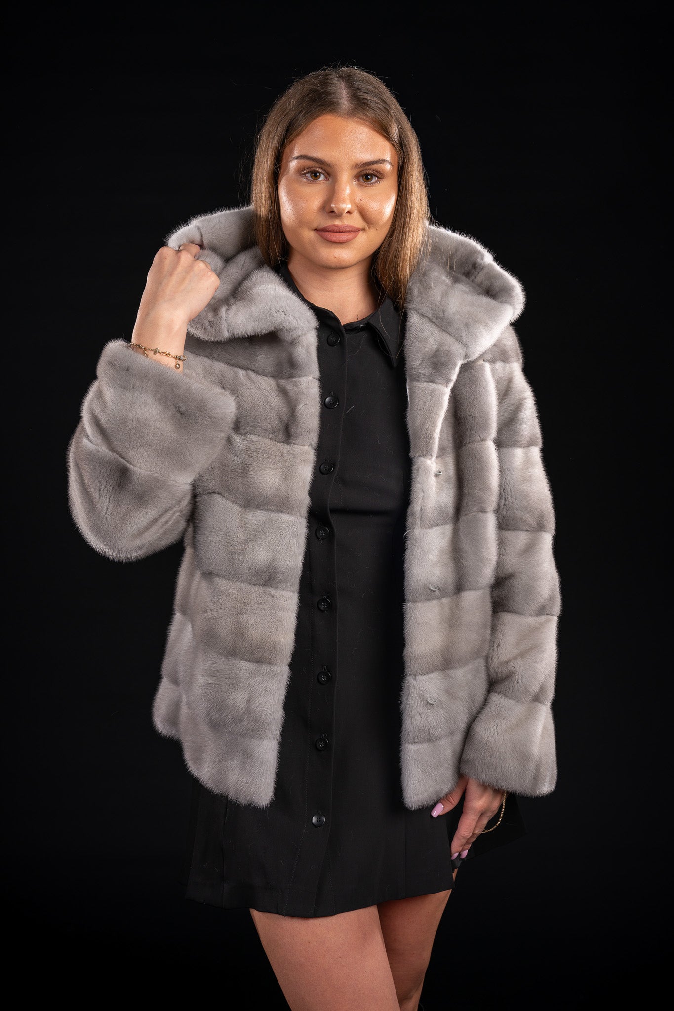 HAINA DIN BLANA NATURALA DE VIZON SAPPHIRE CU GLUGA