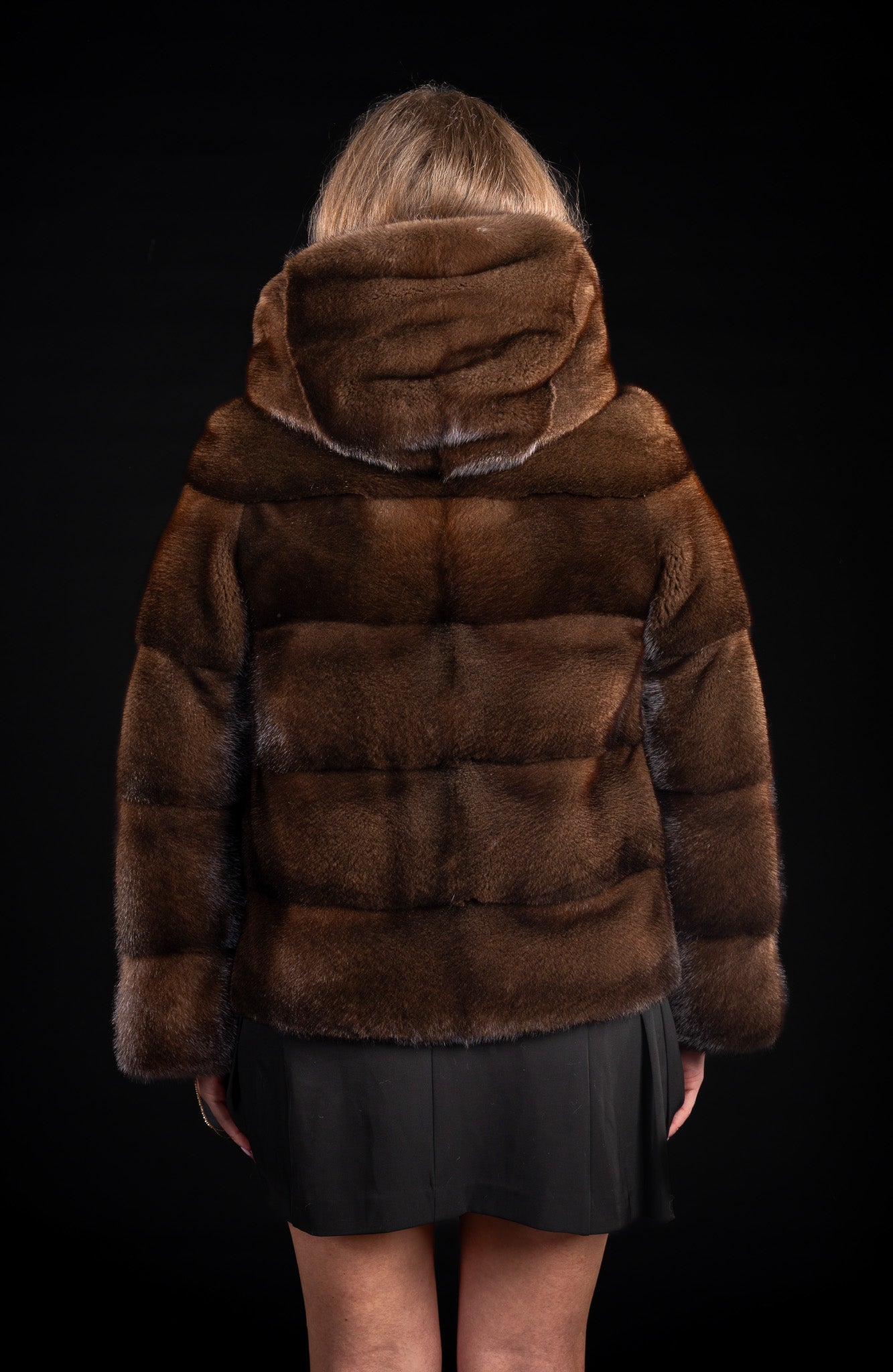 HAINA DIN BLANA NATURALA DE VIZON DEMI BUFF