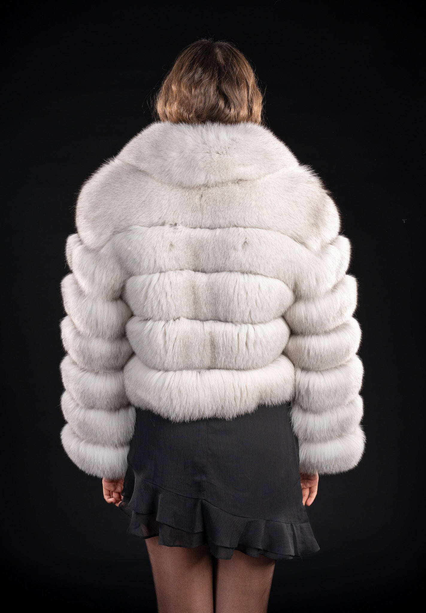 HAINA DIN BLANA NATURALA DE VULPE POLARA , GULER REVER, 5 RANDURI