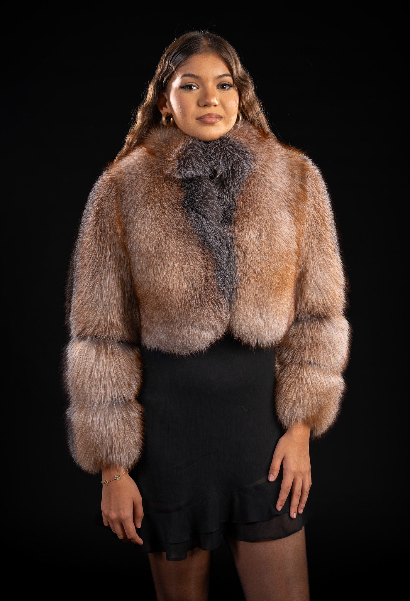 HAINA DIN BLANA NATURALA DE VULPE CANADIANA SCURTA 028