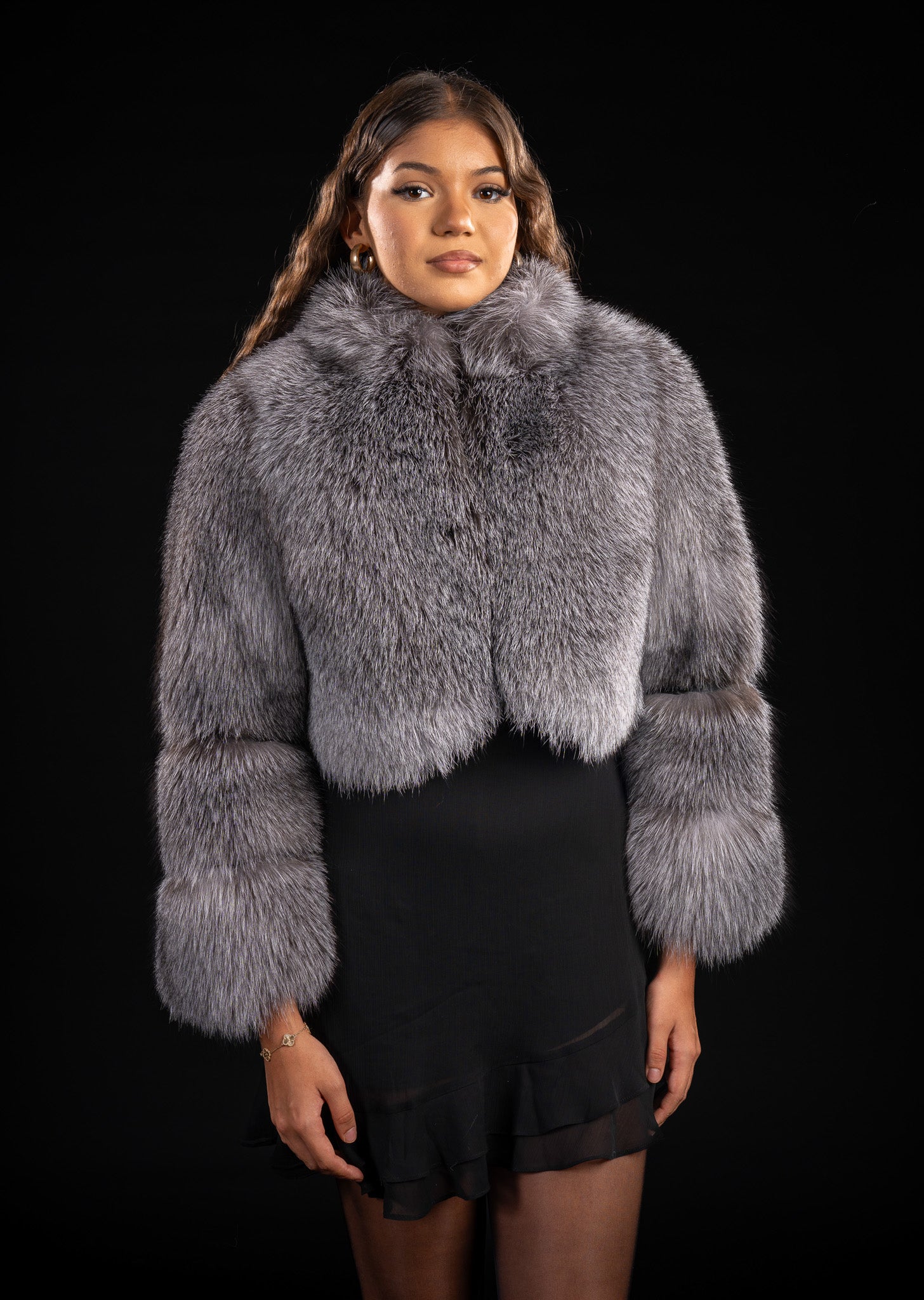 HAINA DIN BLANA NATURALA DE VULPE ARGINTIE SCURTA 027