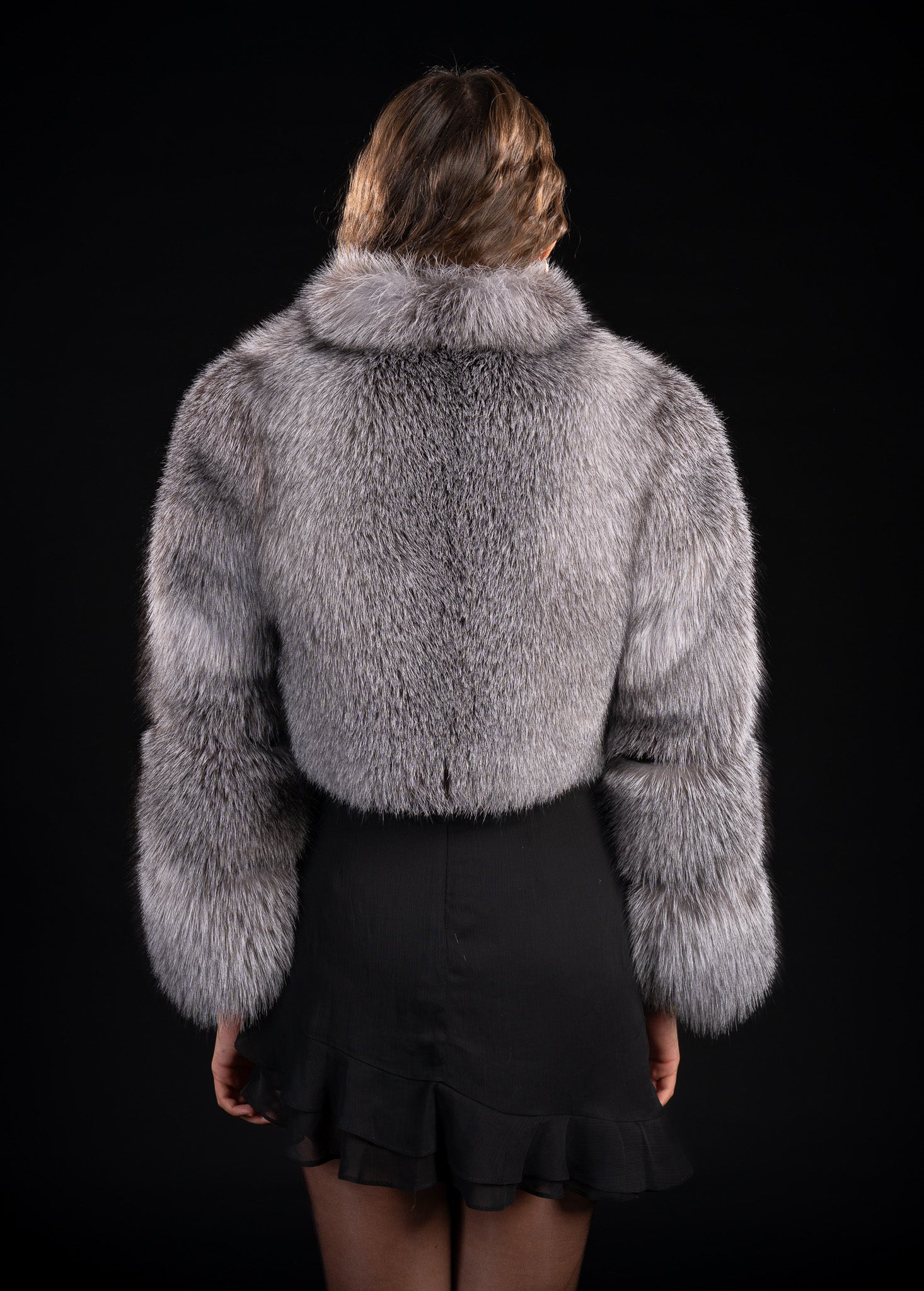 HAINA DIN BLANA NATURALA DE VULPE ARGINTIE SCURTA 027