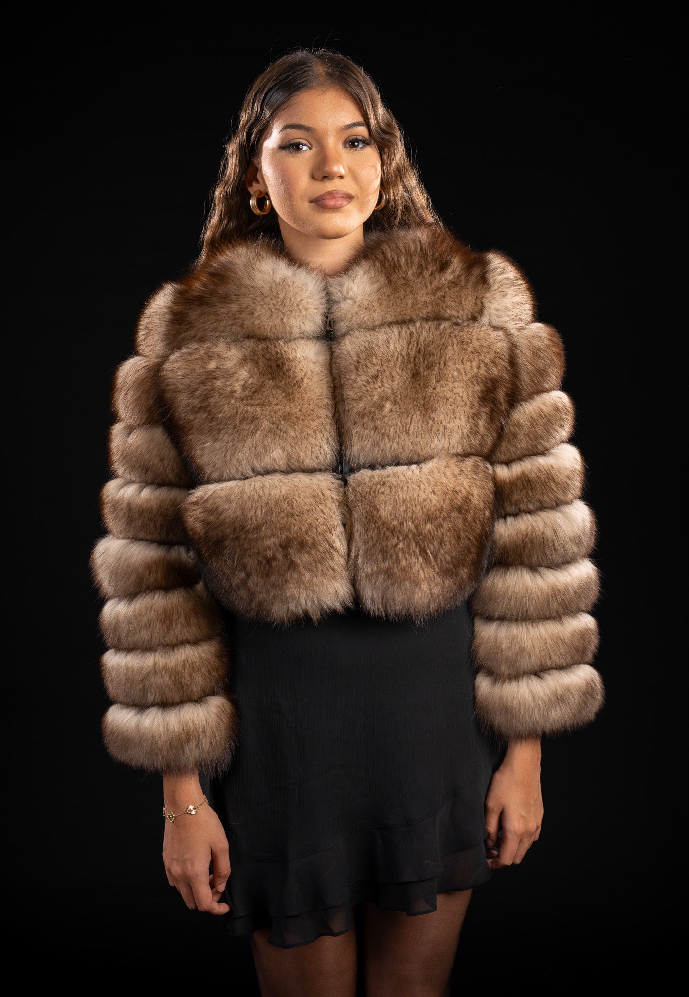 HAINA DIN BLANA NATURALA DE VULPE POLARA CAPUCCINO , 3 RANDURI 025