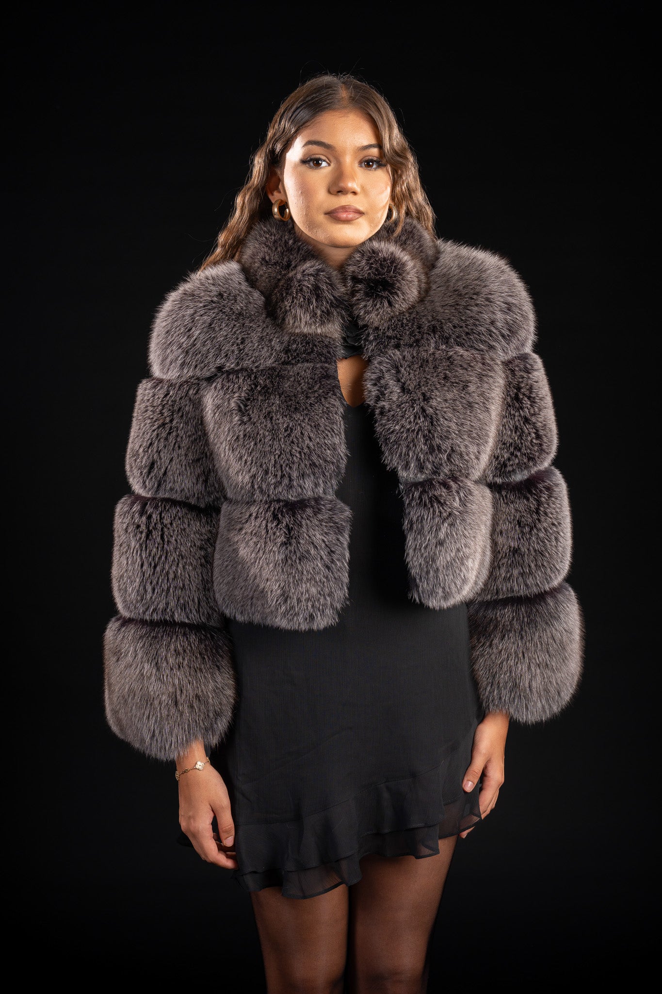 HAINA DIN BLANA NATURALA DE VULPE POLARA ARGINTIE , GULER TUNICA 022