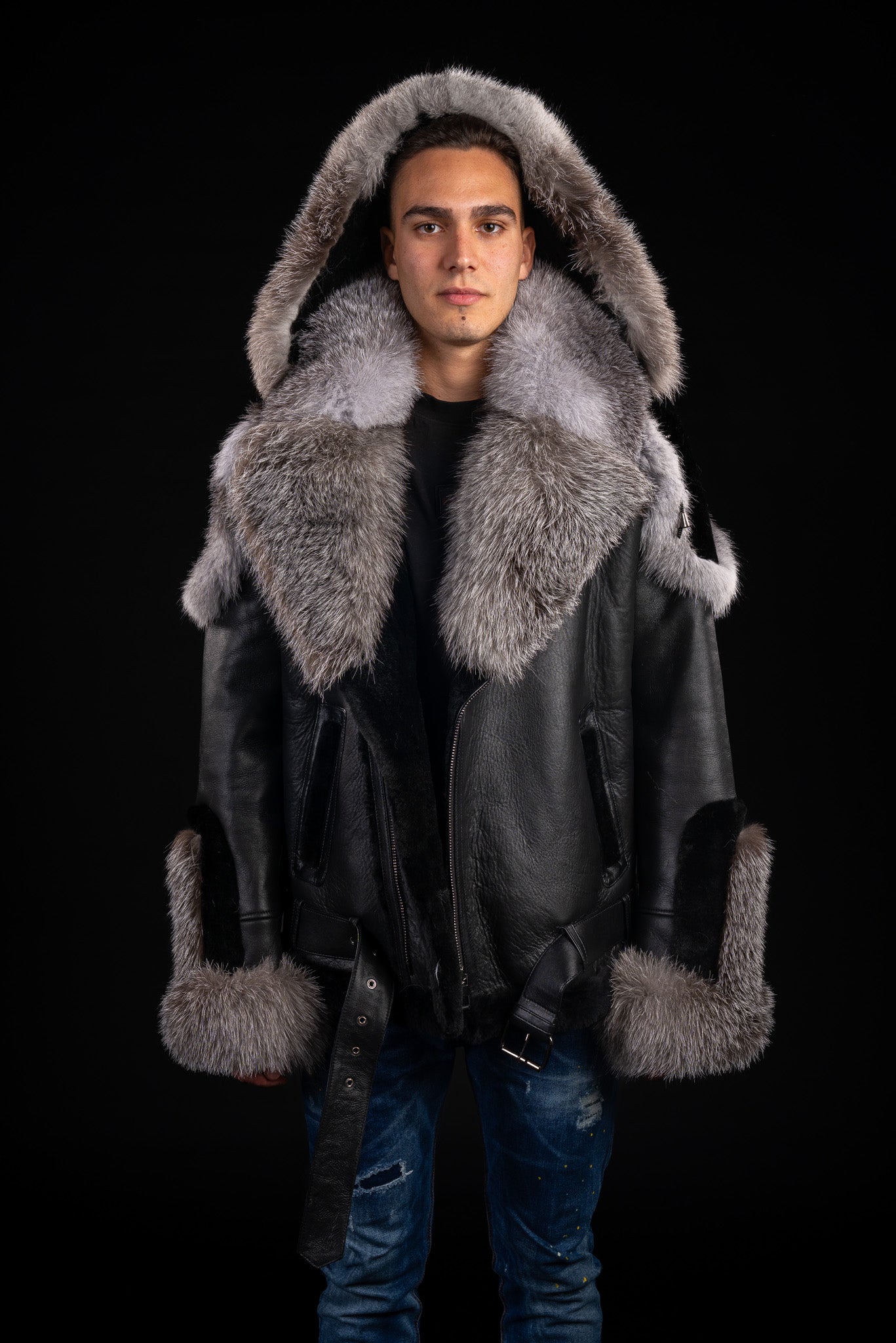 COJOC DIN PIELE NATURALA IMBLANIT CU GLUGA DE VULPE