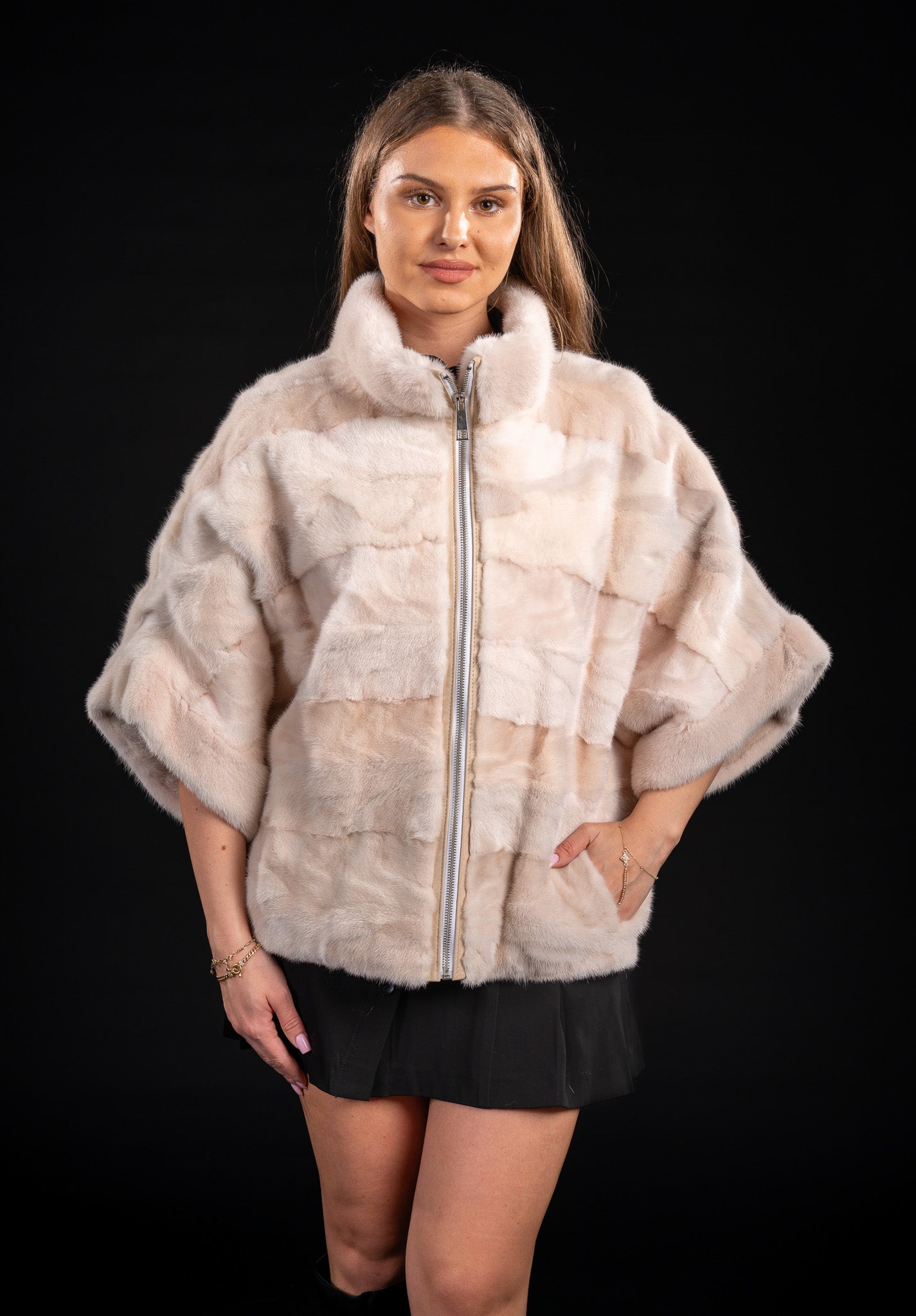 HAINA DIN BLANA NATURALA DE VIZON BUCATELE