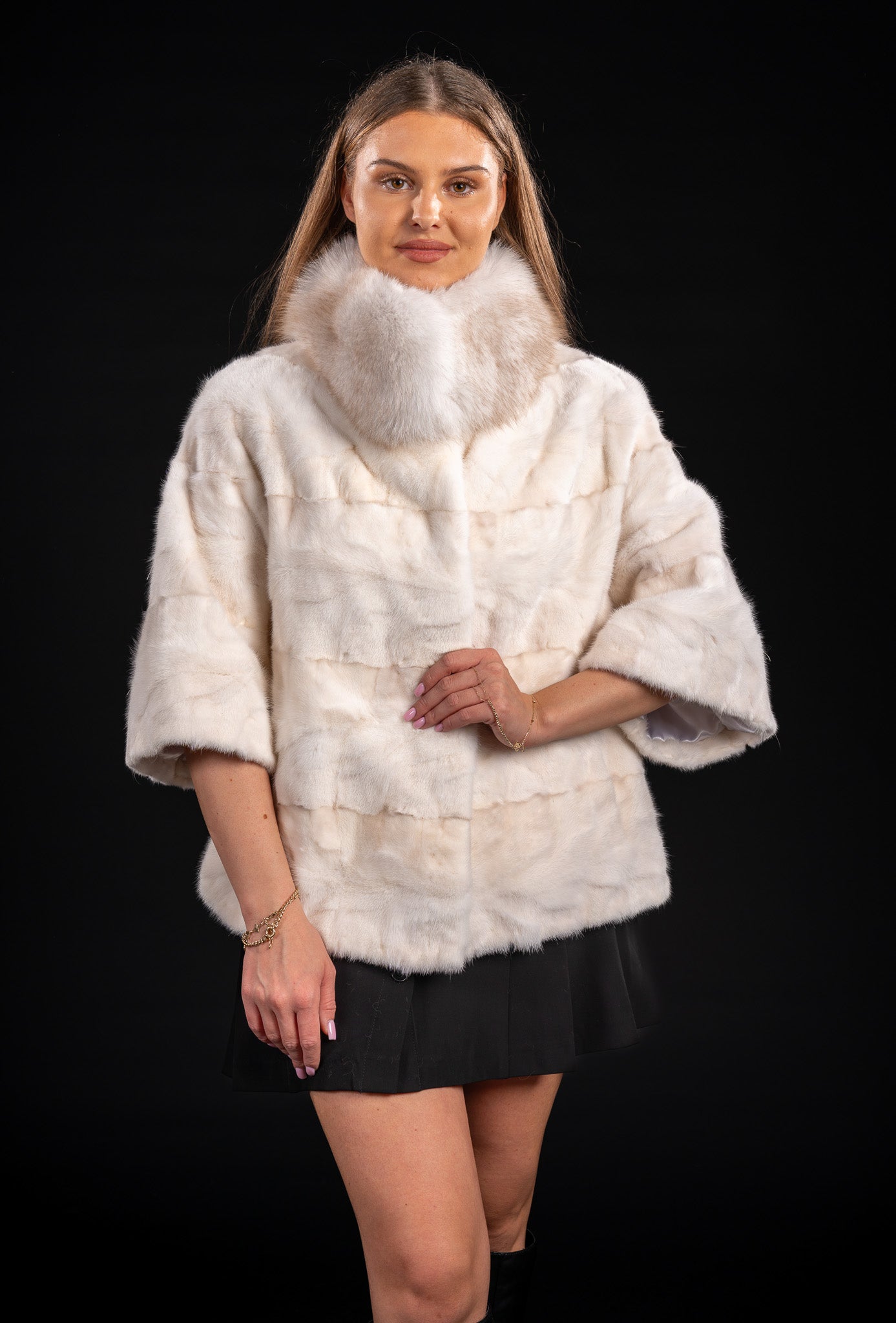 HAINA DIN BLANA NATURALA DE VIZON BUCATELE V8