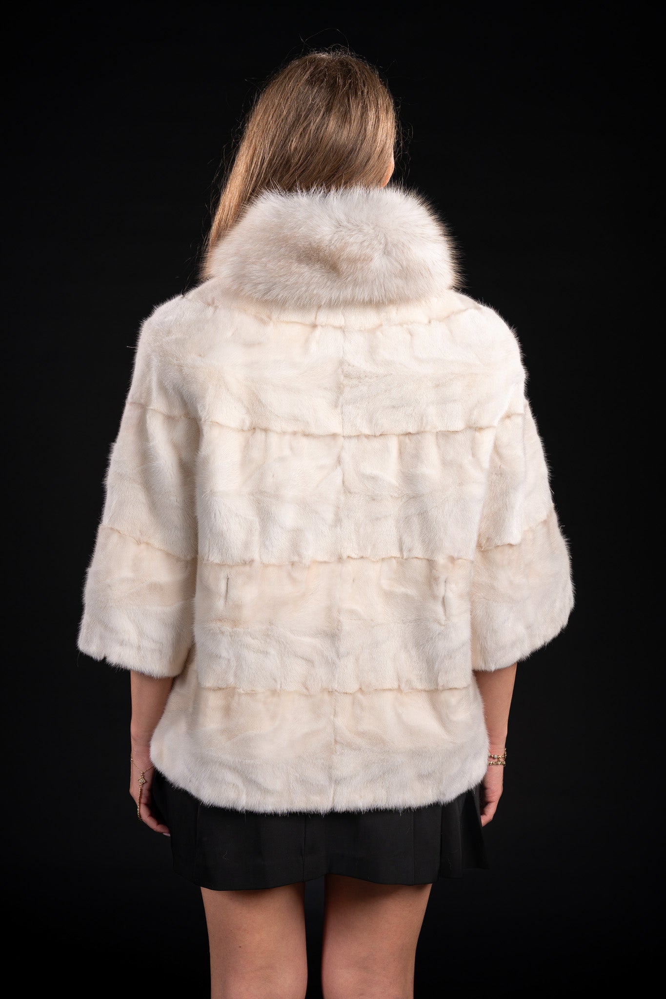 HAINA DIN BLANA NATURALA DE VIZON BUCATELE V8