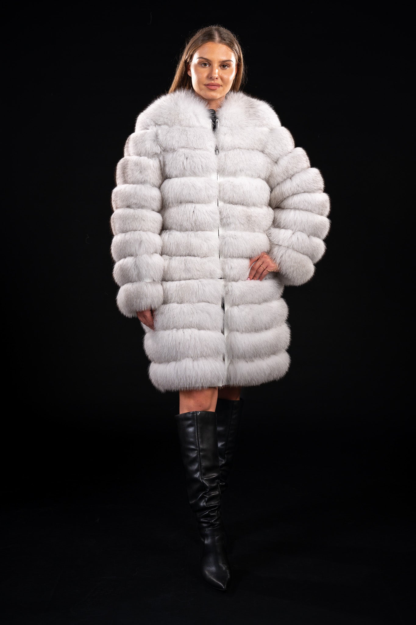 HAINA DIN BLANA NATURALA DE VULPE POLARA , MODEL TRANSFORMERS  048