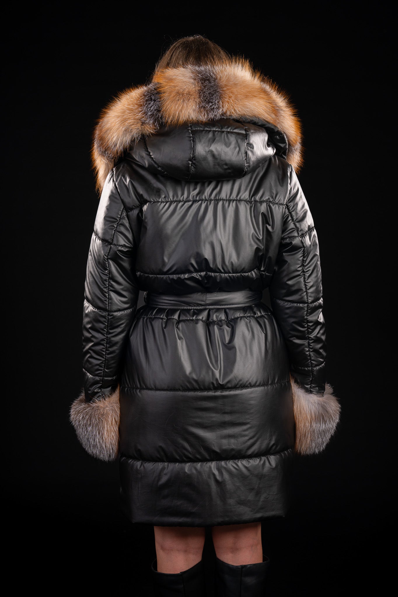 GEACA LUNGA FAS CU BLANA NATURALA DE VULPE CANADIANA  DETASABILA M 007