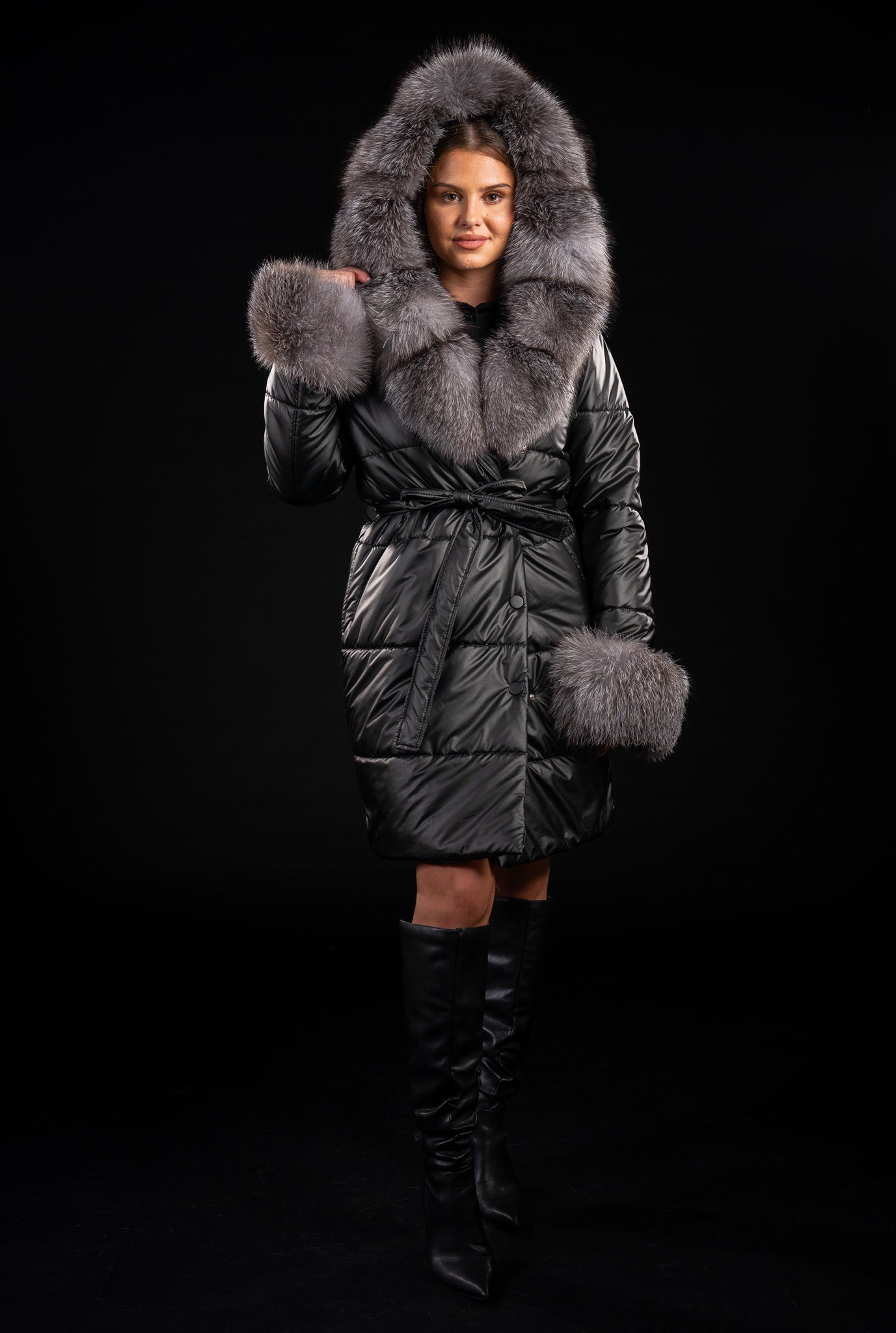 GEACA LUNGA FAS CU BLANA NATURALA DE VULPE ARGINTIE DETASABILA