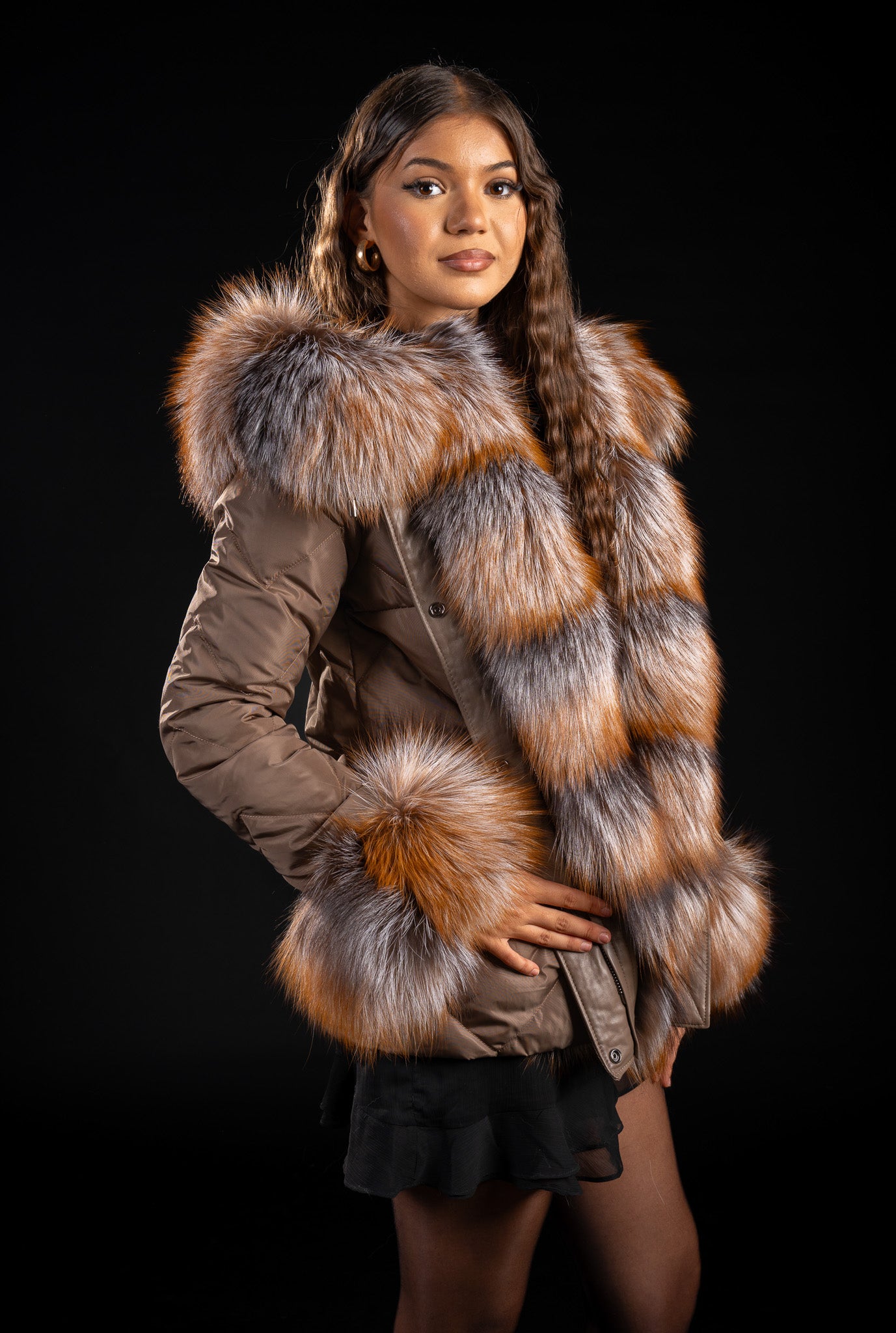 GEACA PARKA BROWN CU BLANA NATURALA DE VULPE CANADIANA DETASABILA