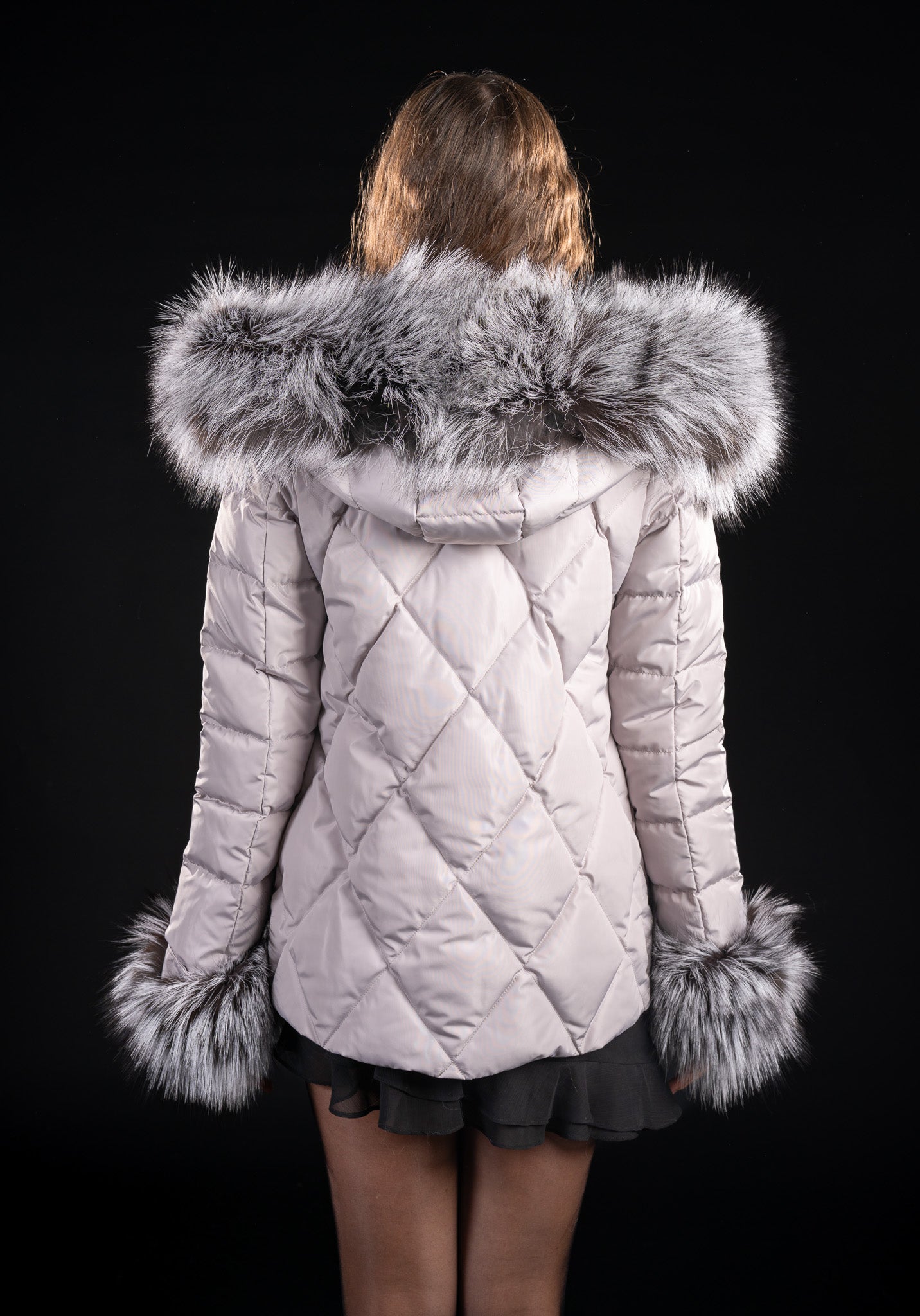 GEACA PARKA CU BLANA NATURALA DE VULPE  ARGINTIE