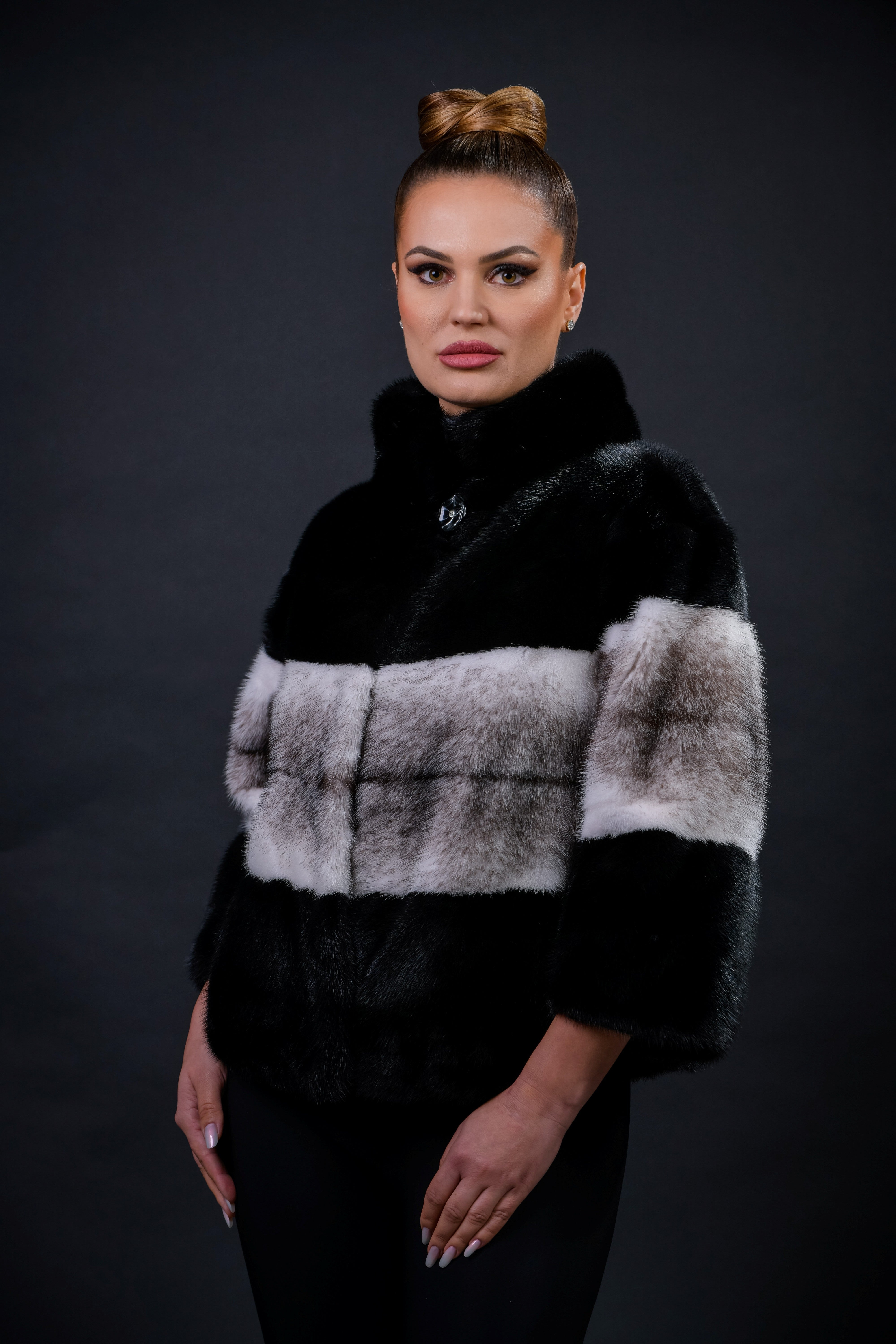 HAINA DIN BLANA NATURALA DE VIZON BLACK CROSS