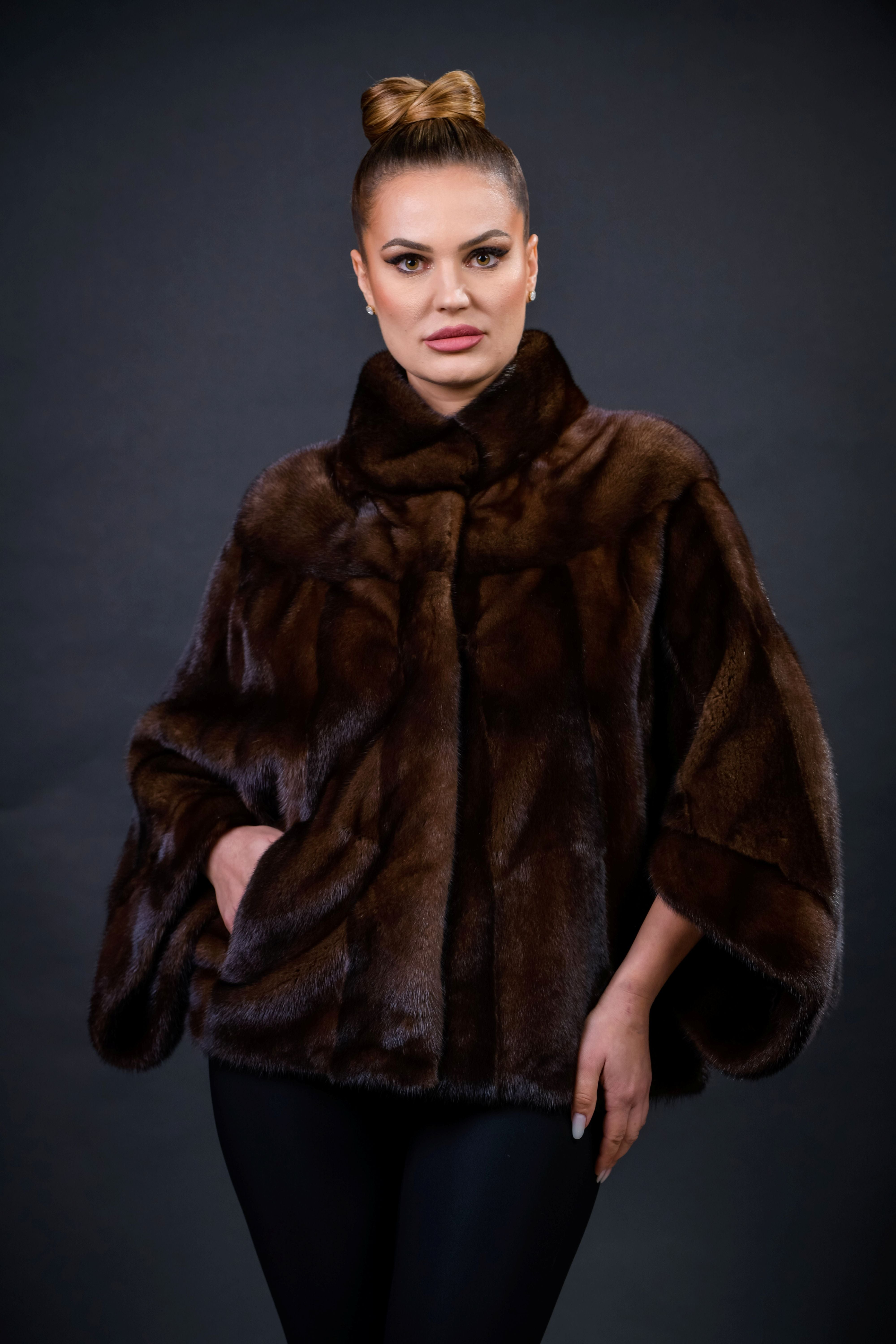 HAINA DIN BLANA NATURALA DE VIZON CAPA DEMI BUFF