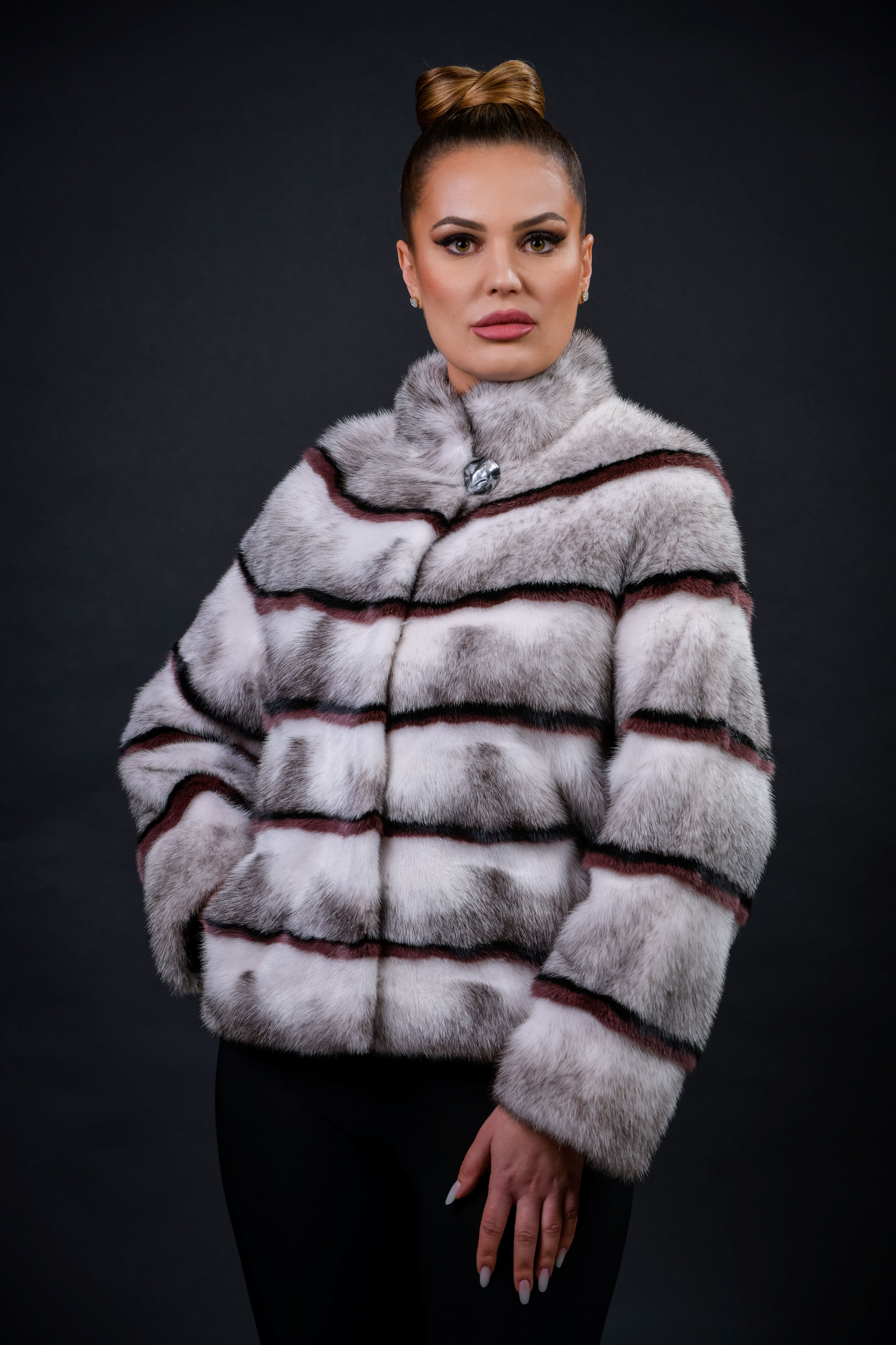 HAINA DIN BLANA NATURALA DE VIZON BLACK CROSS