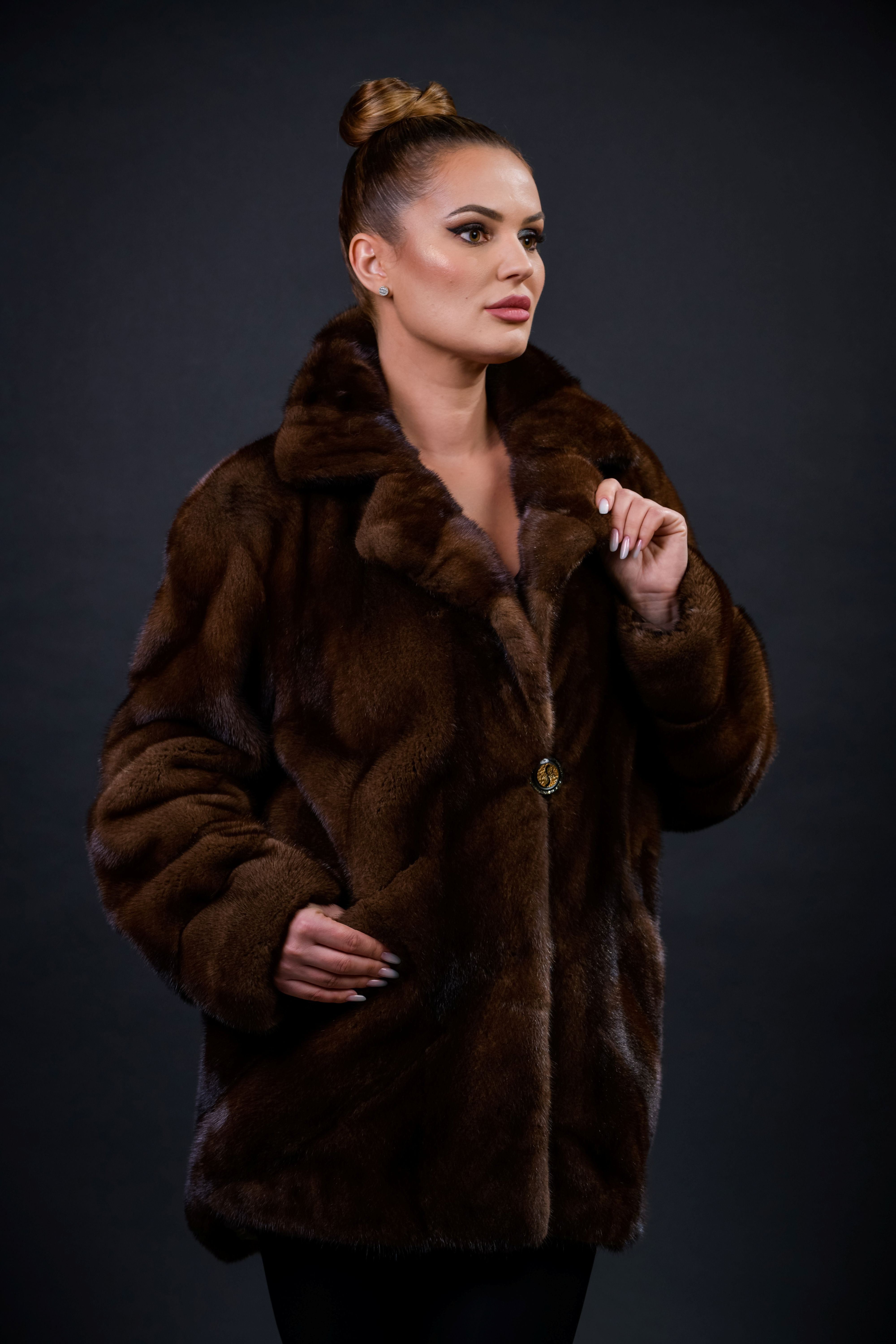 HAINA DIN BLANA NATURALA DE VIZON DEMI BUFF