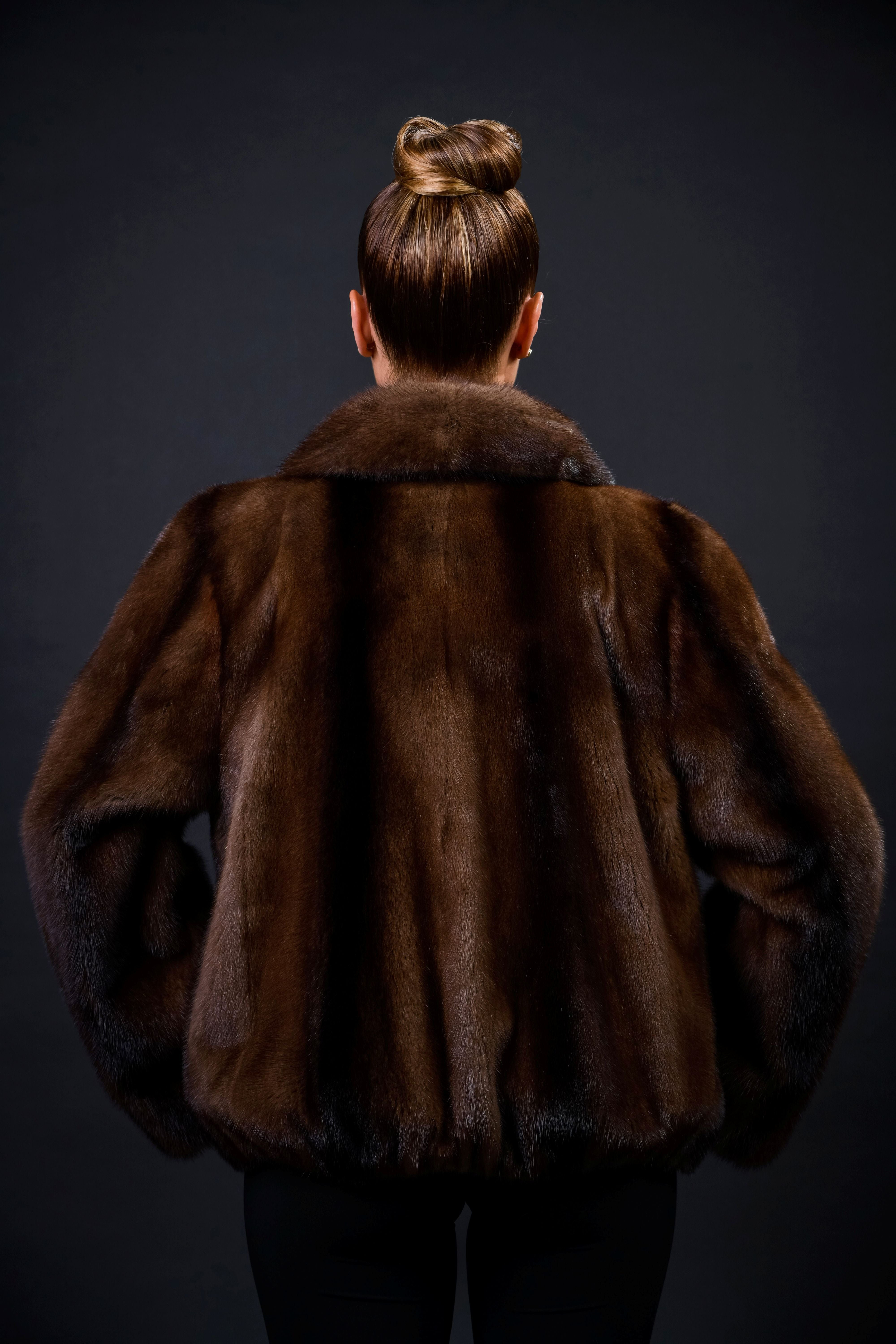 HAINA DIN BLANA NATURALA DE VIZON DEMI BUFF