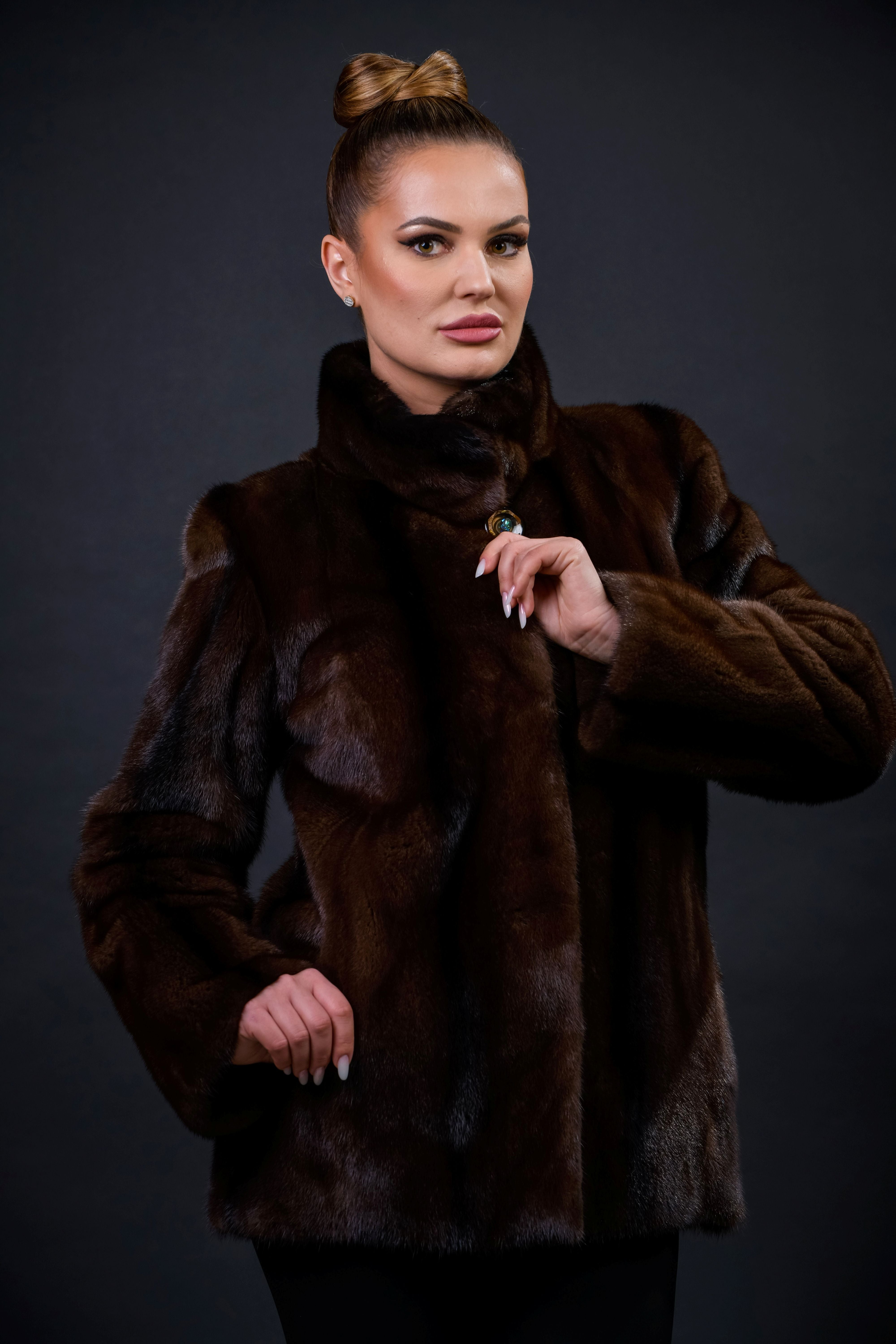 HAINA DIN BLANA NATURALA DE VIZON DEMI BUFF