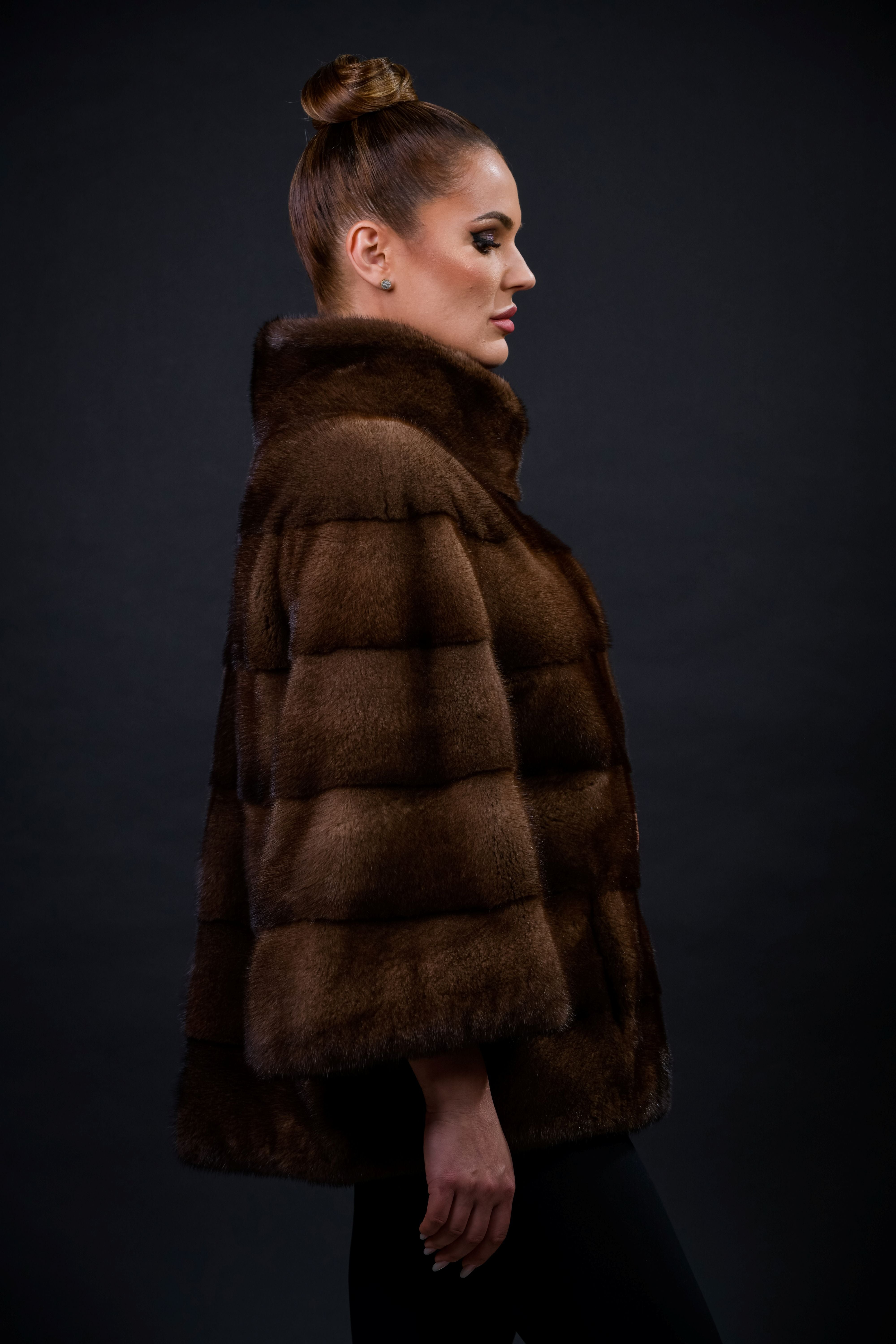 HAINA DIN BLANA NATURALA DE VIZON DEMI BUFF