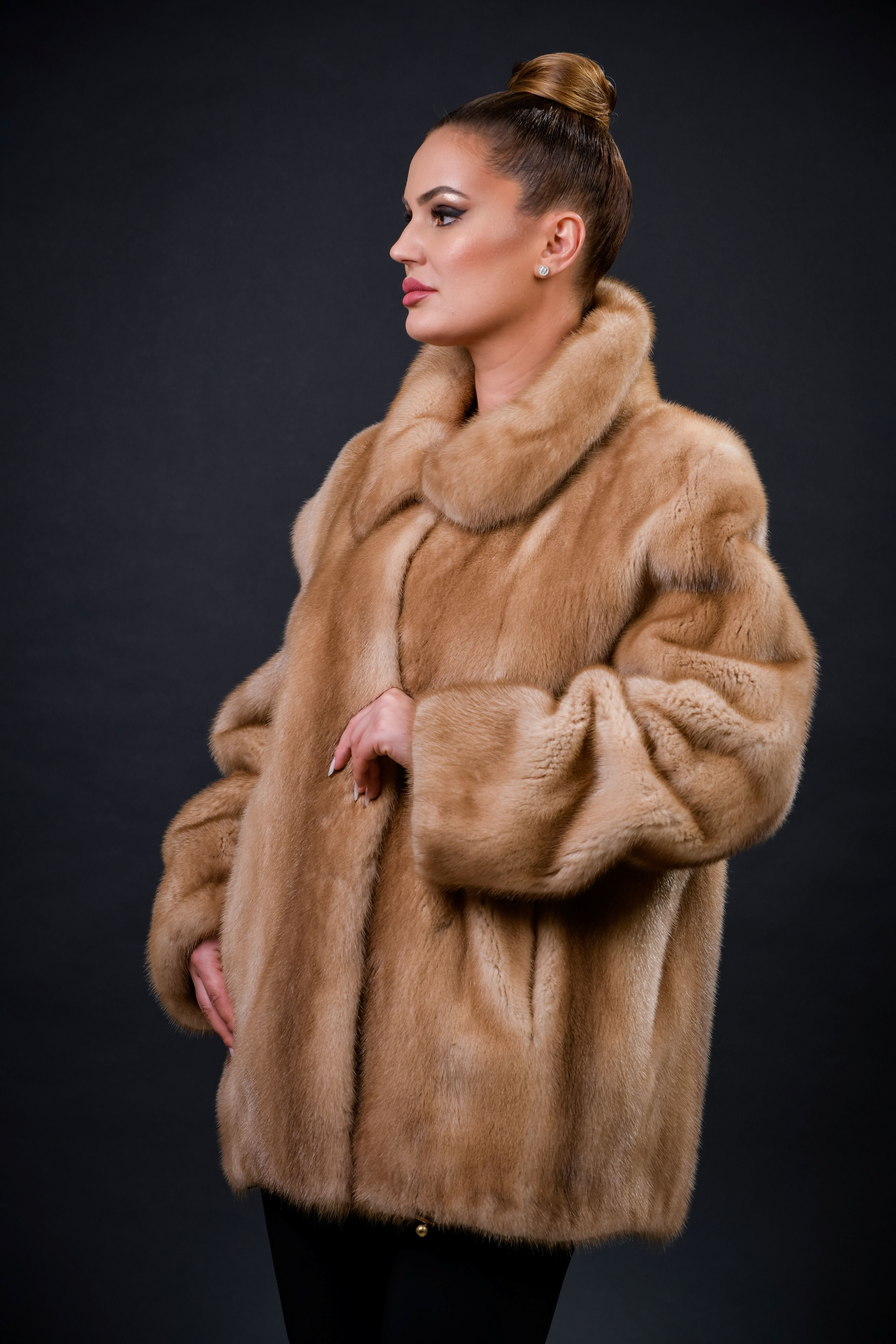 HAINA DIN BLANA NATURALA DE VIZON