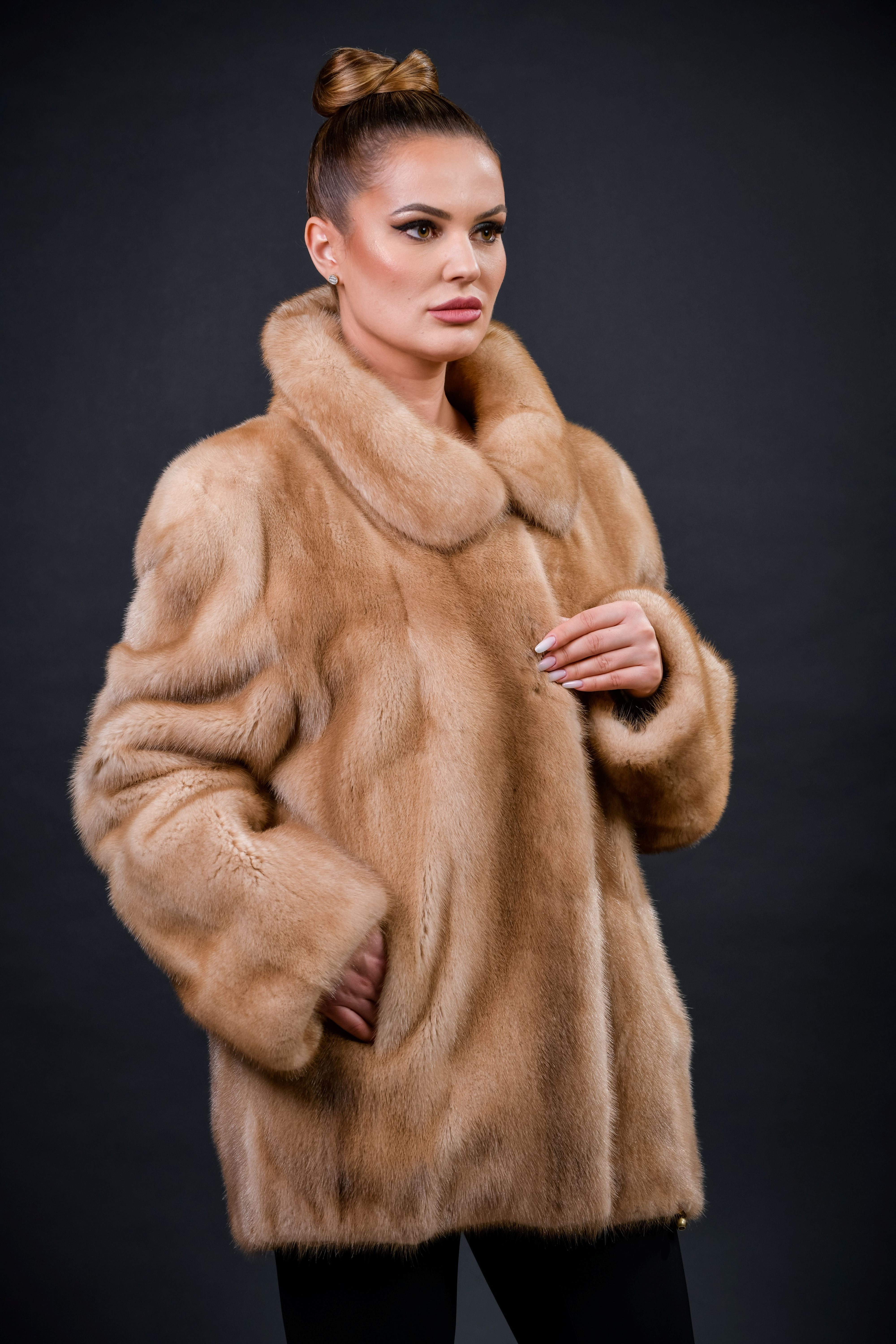 HAINA DIN BLANA NATURALA DE VIZON